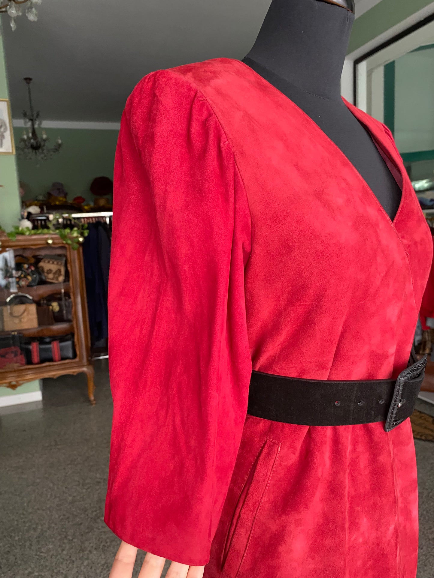 Abito rosso in camoscio - TG. 42/44 circa