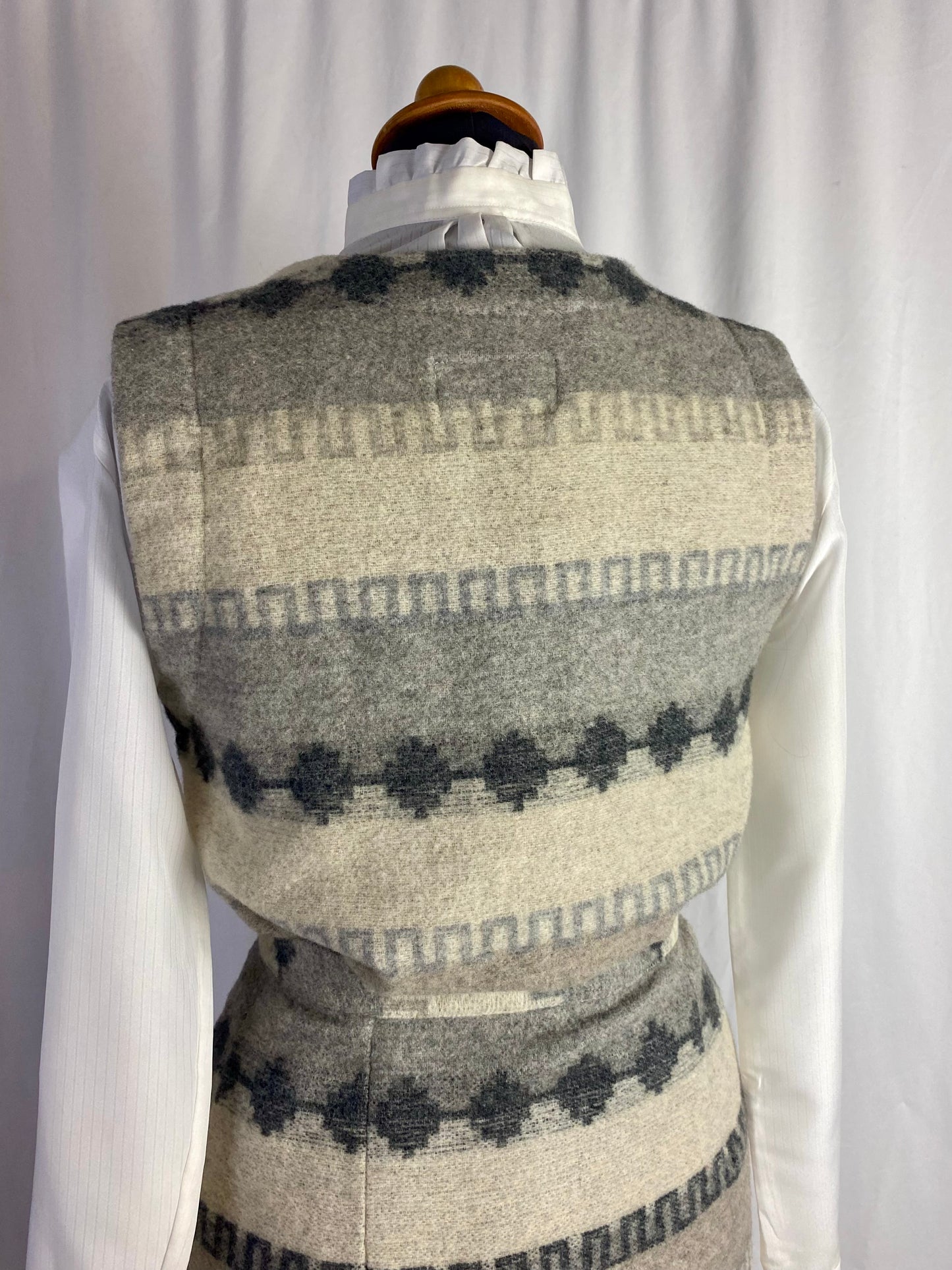 Completo gilet + gonna con frange - TG. 38/40