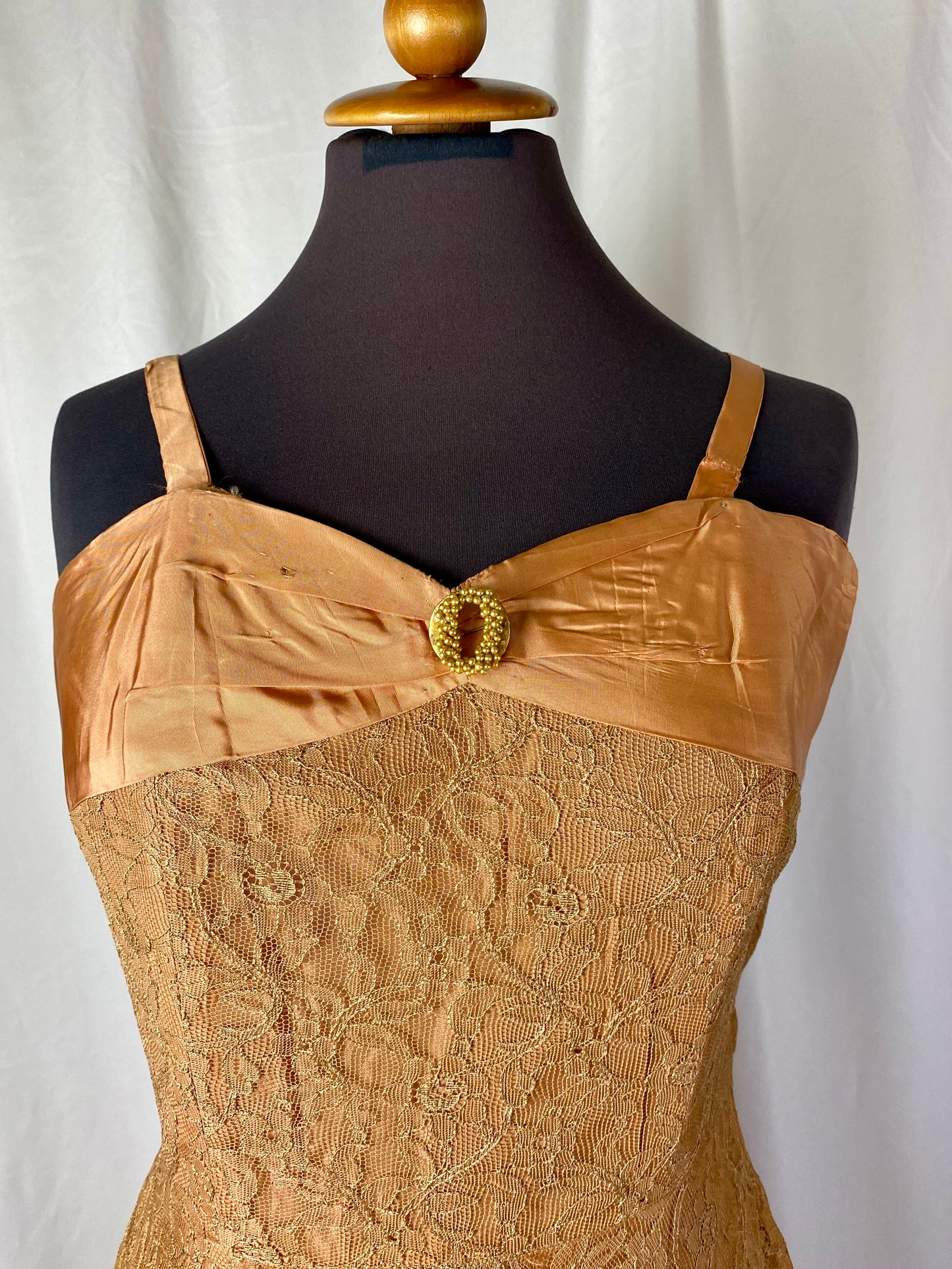 Abito anni ‘50 in pizzo - TG. 40