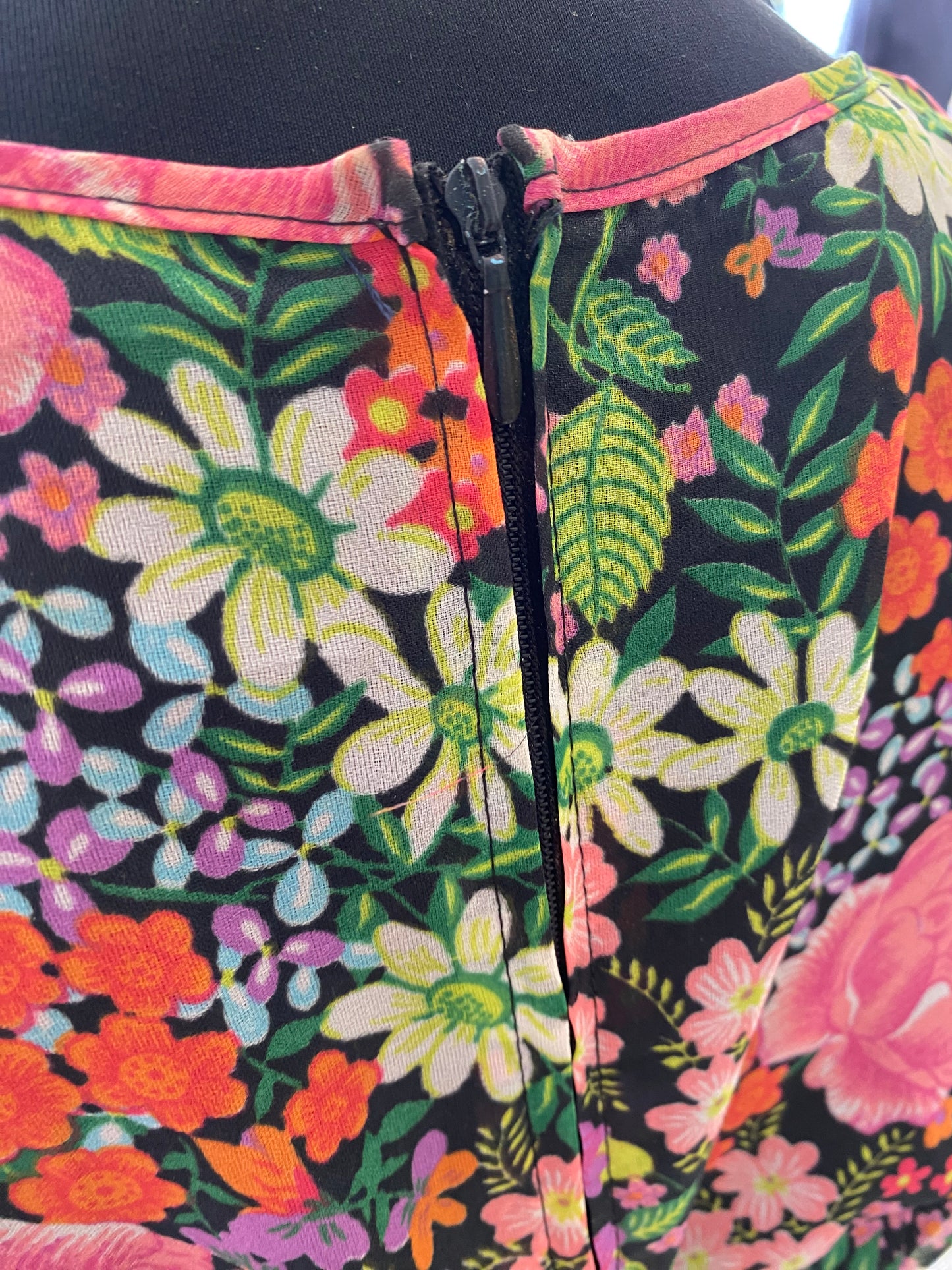 Abito floreale anni '70 "Prato Fiorito"