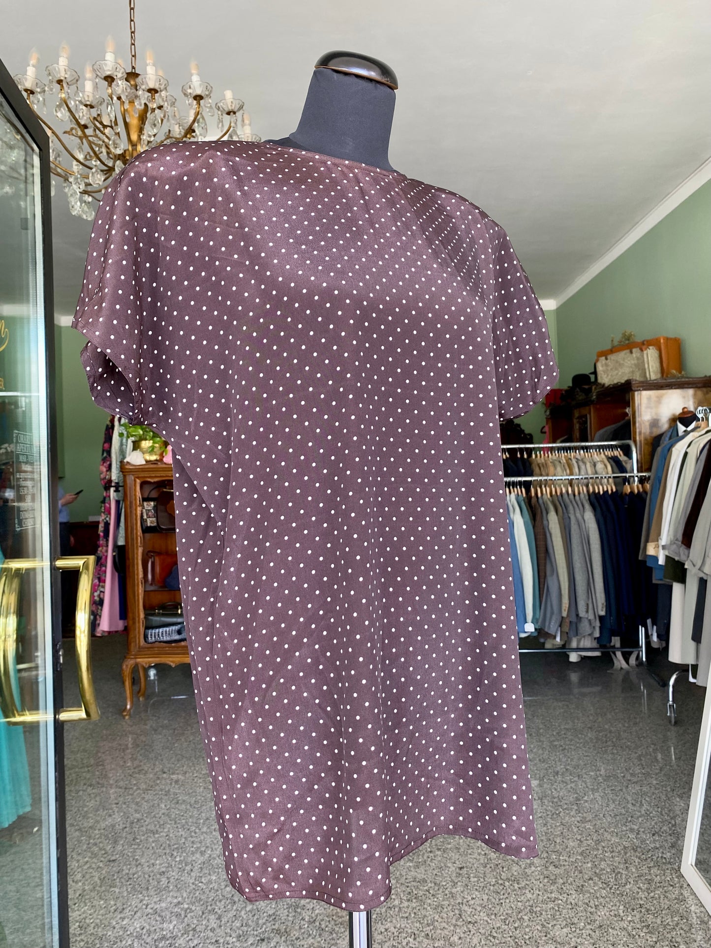 Tailleur in seta a pois a TG. 42