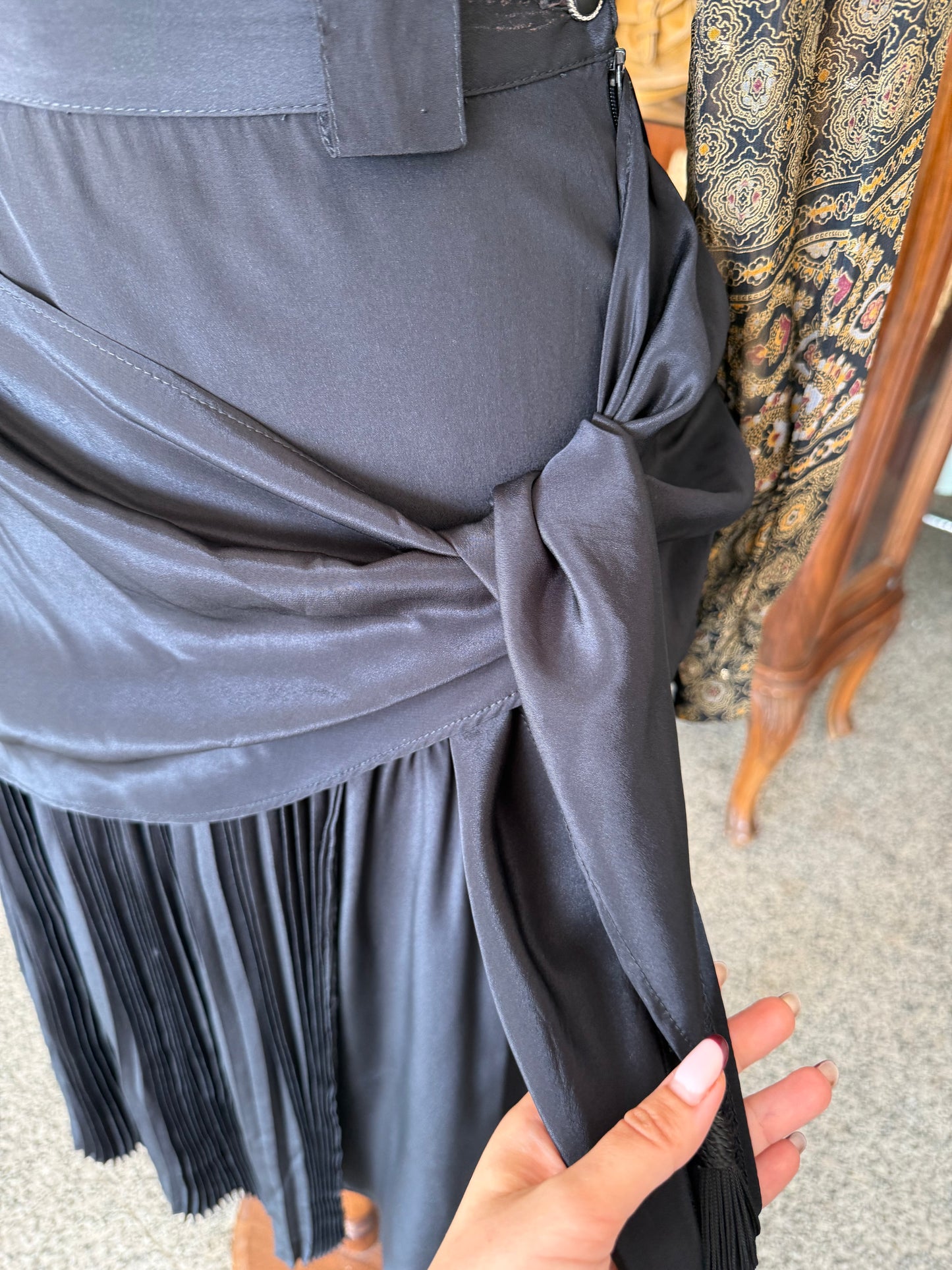 Gonna in seta nera con drappeggio - TG. 40