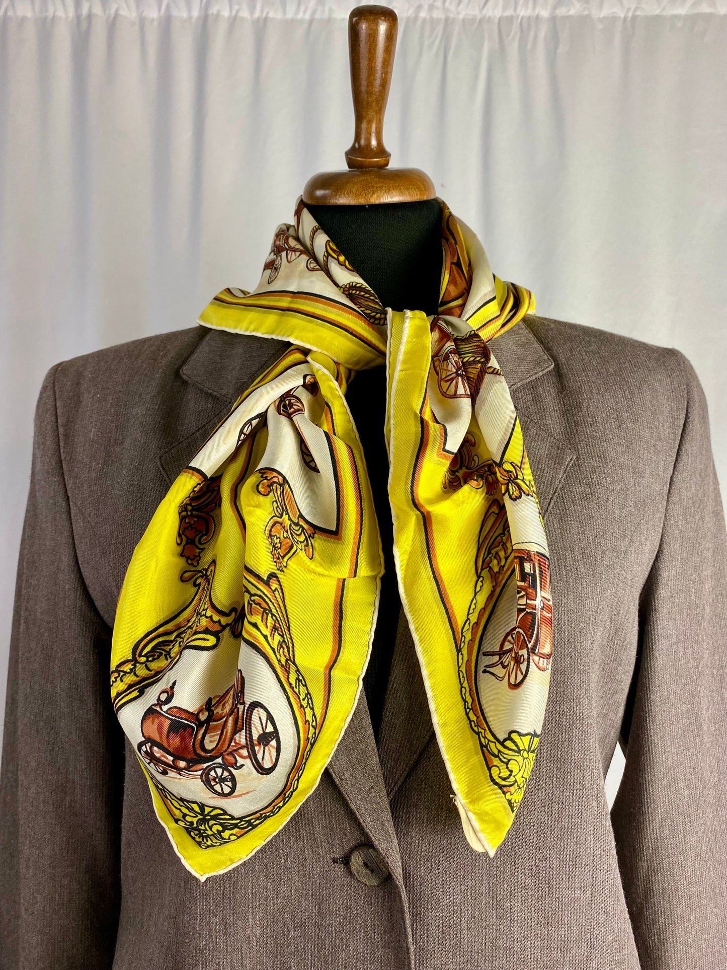Foulard in seta con carrozza