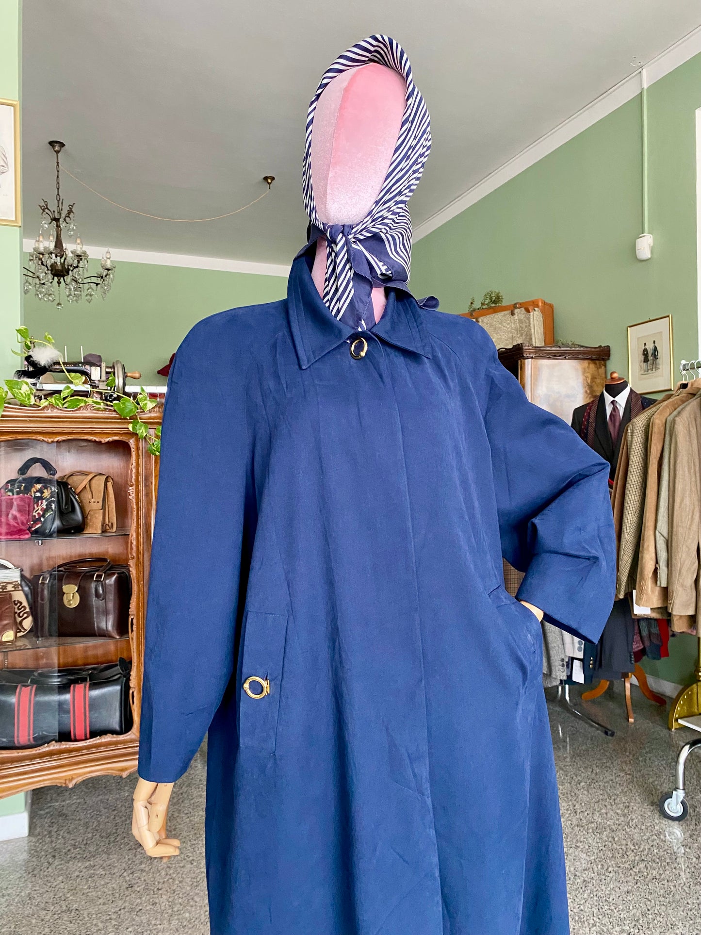 Trench blu navy con bottoni oro - TG. 44/46 circa