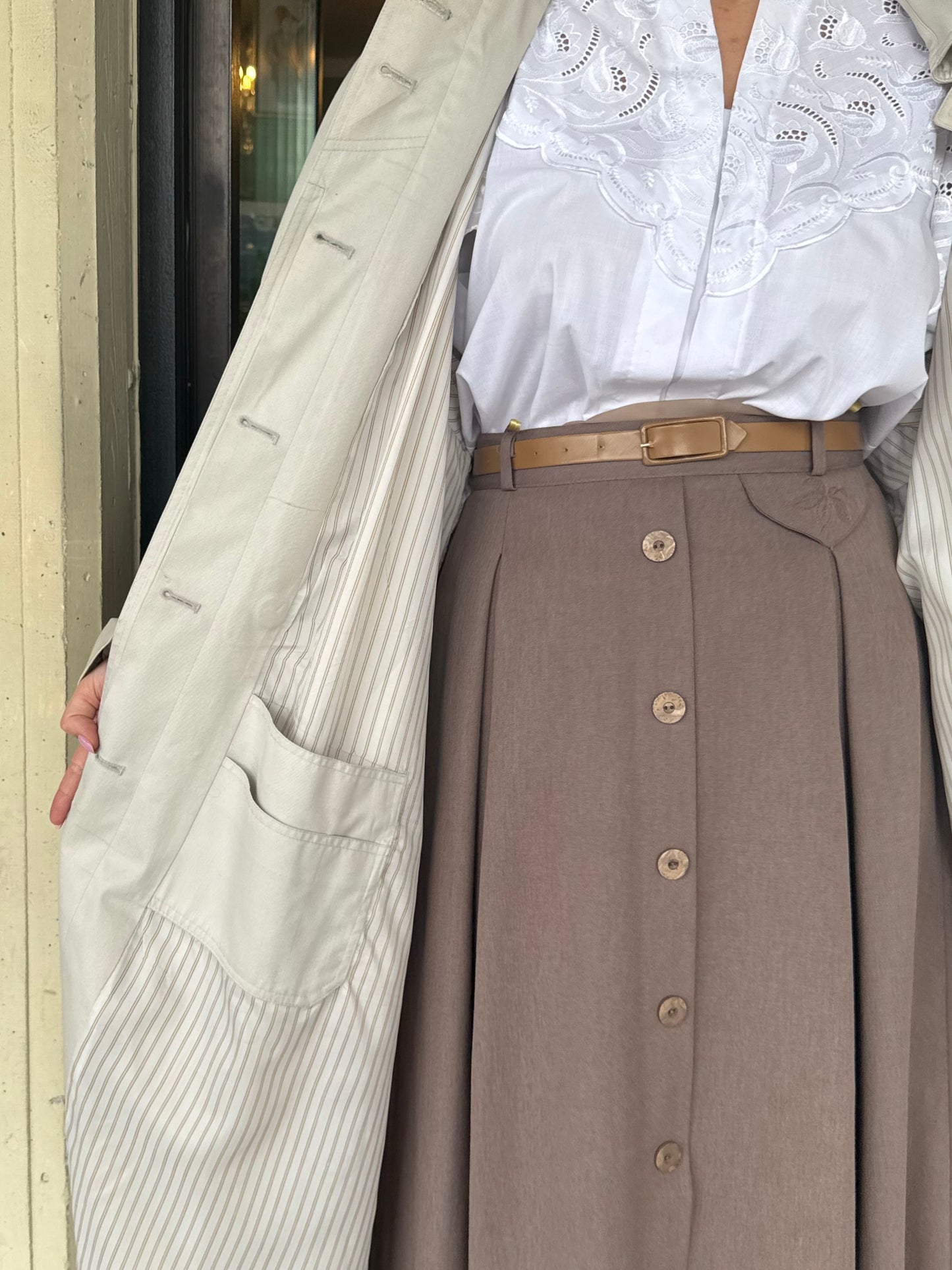 Trench beige chiaro con mantella - TG. 50-56
