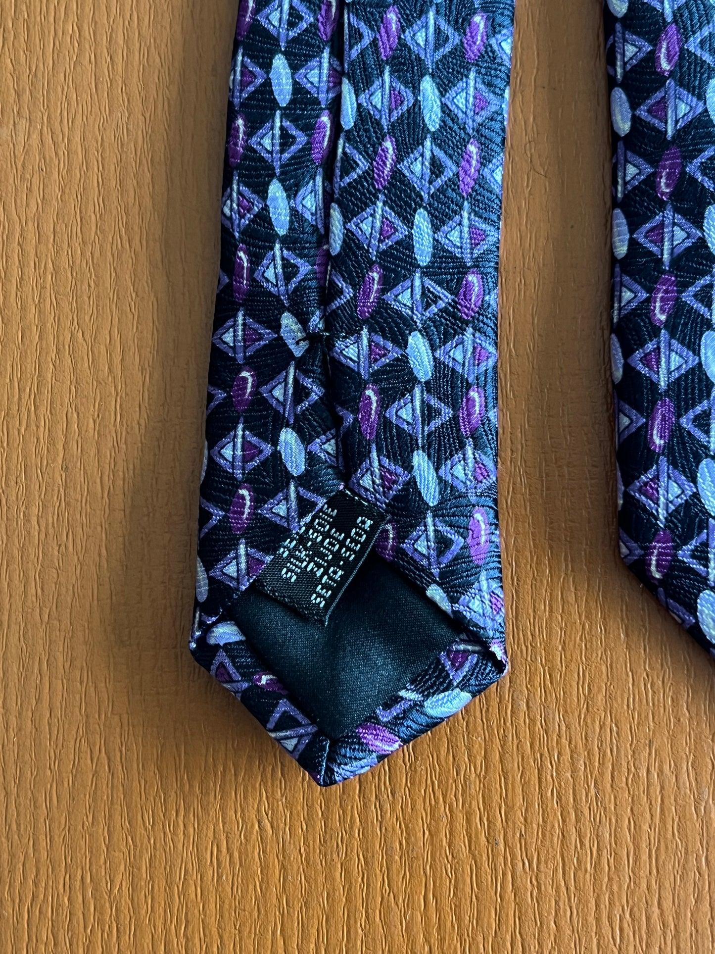 Cravatta anni ‘80 viola