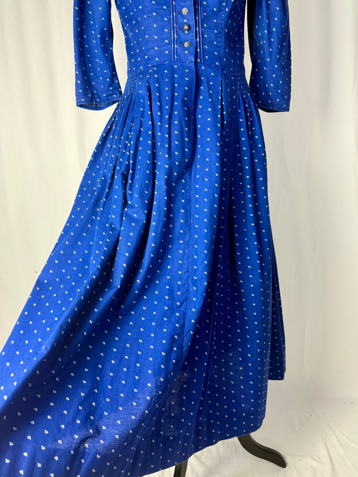 Abito tirolese blu romantico - TG. 40