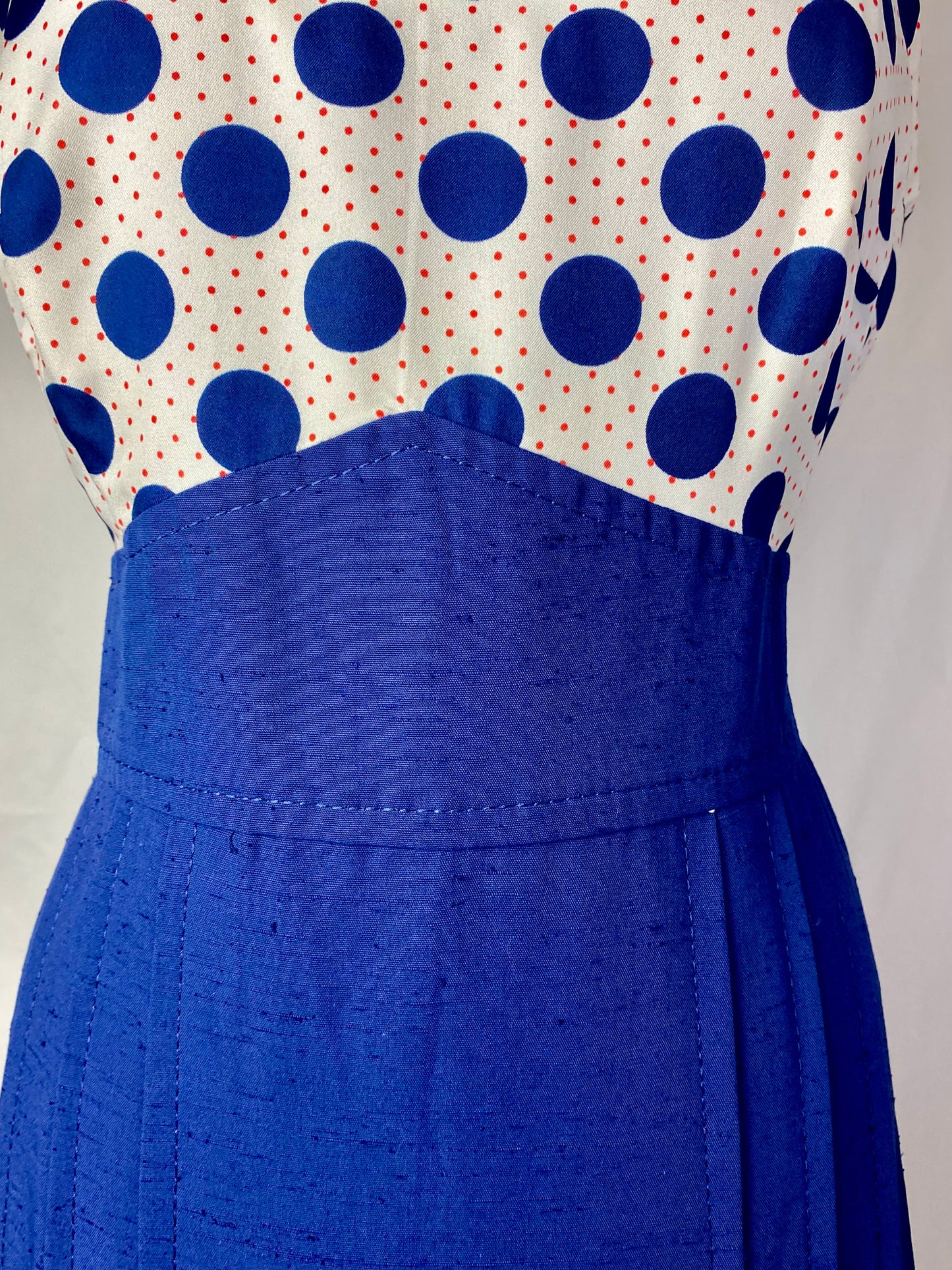 Tailleur anni ‘70 fondo di magazzino - TG. 40