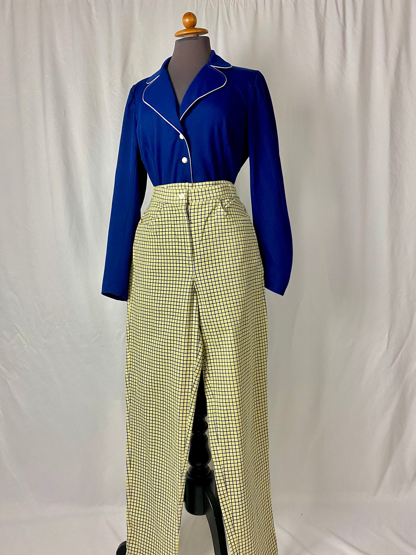 Giacca blu con profilo bianchi - TG. 42