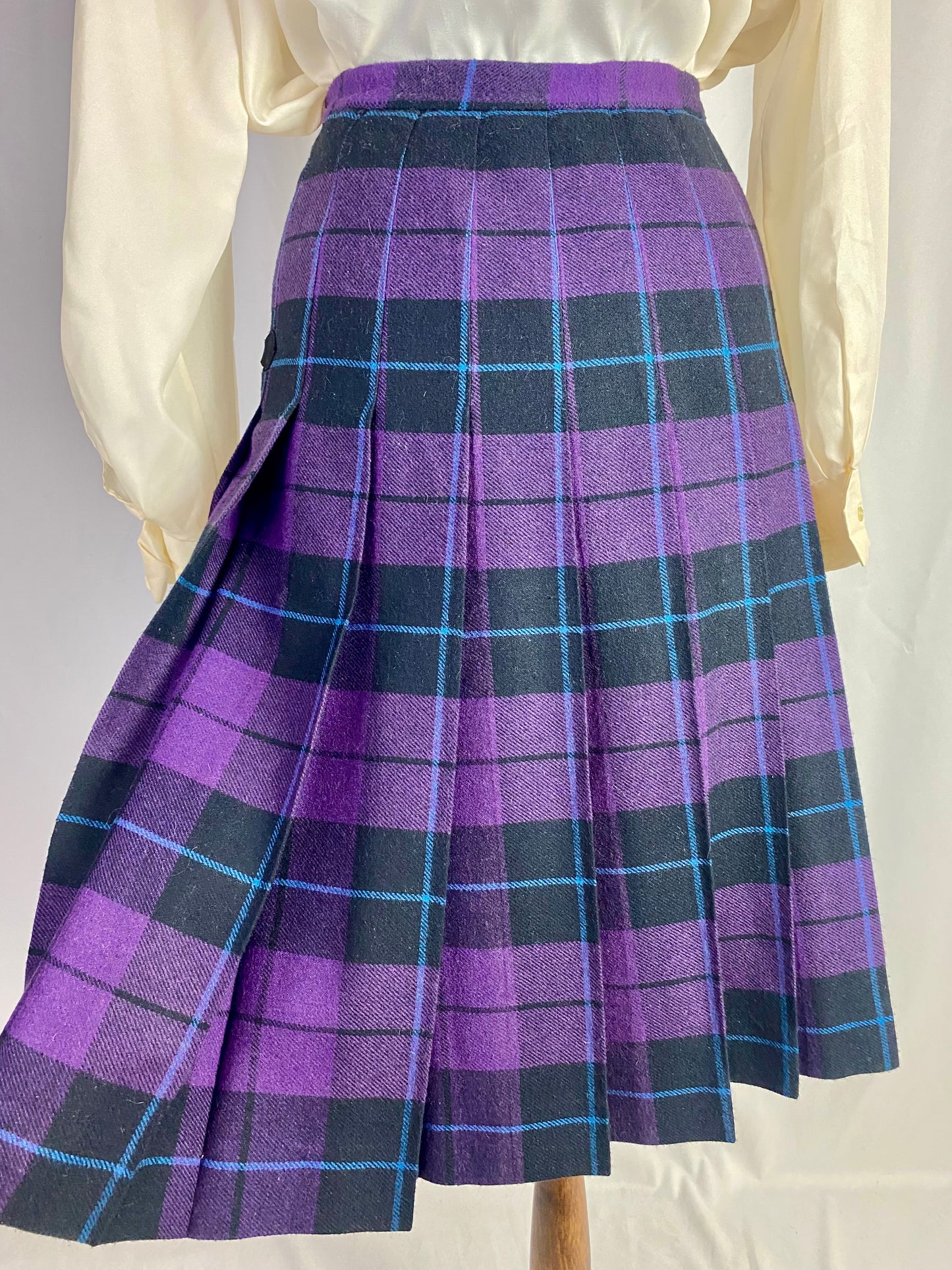 Gonna tartan viola - TG. 40