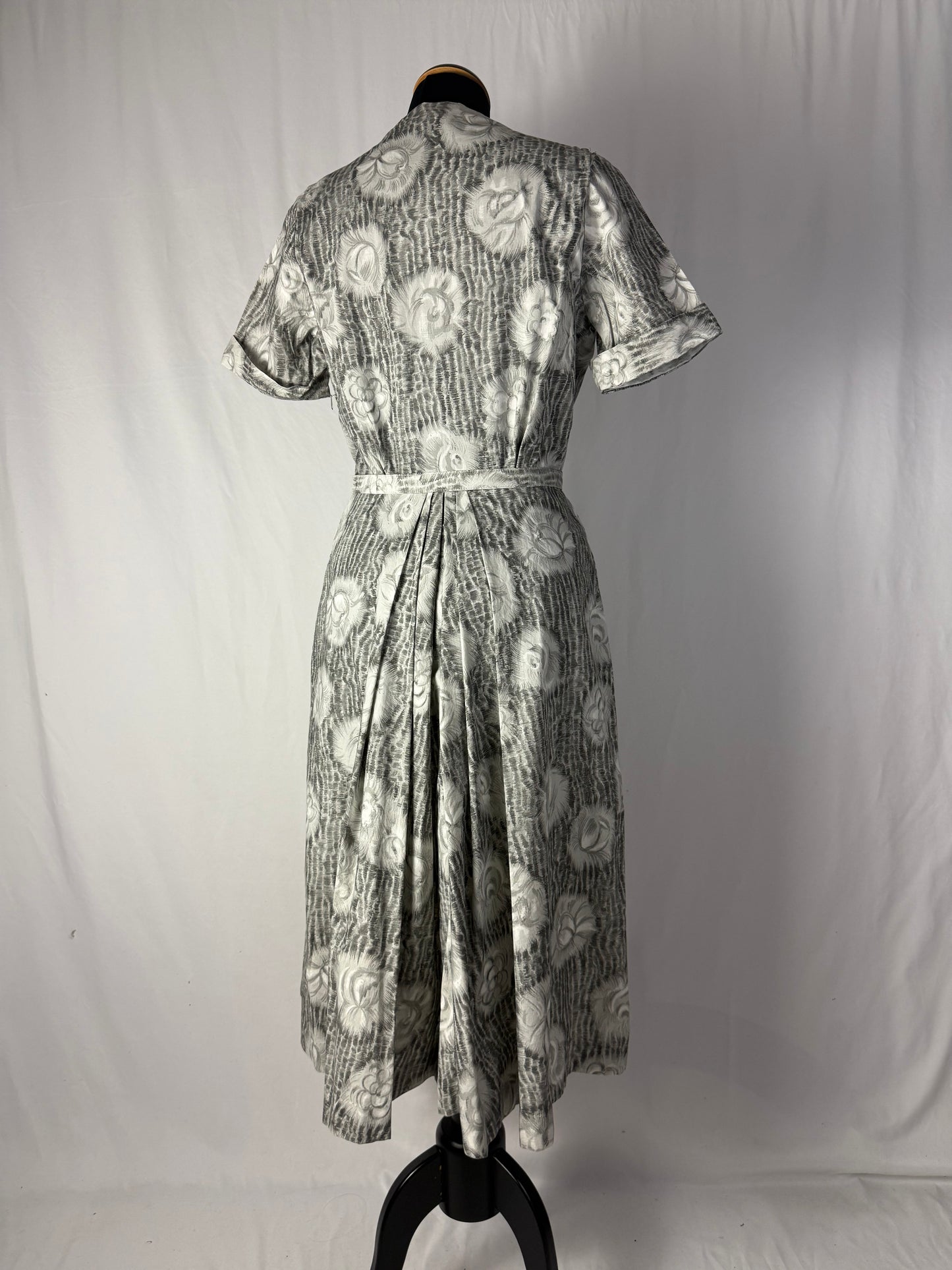 Abito anni ‘50 grigio perla con roselline - TG. 42