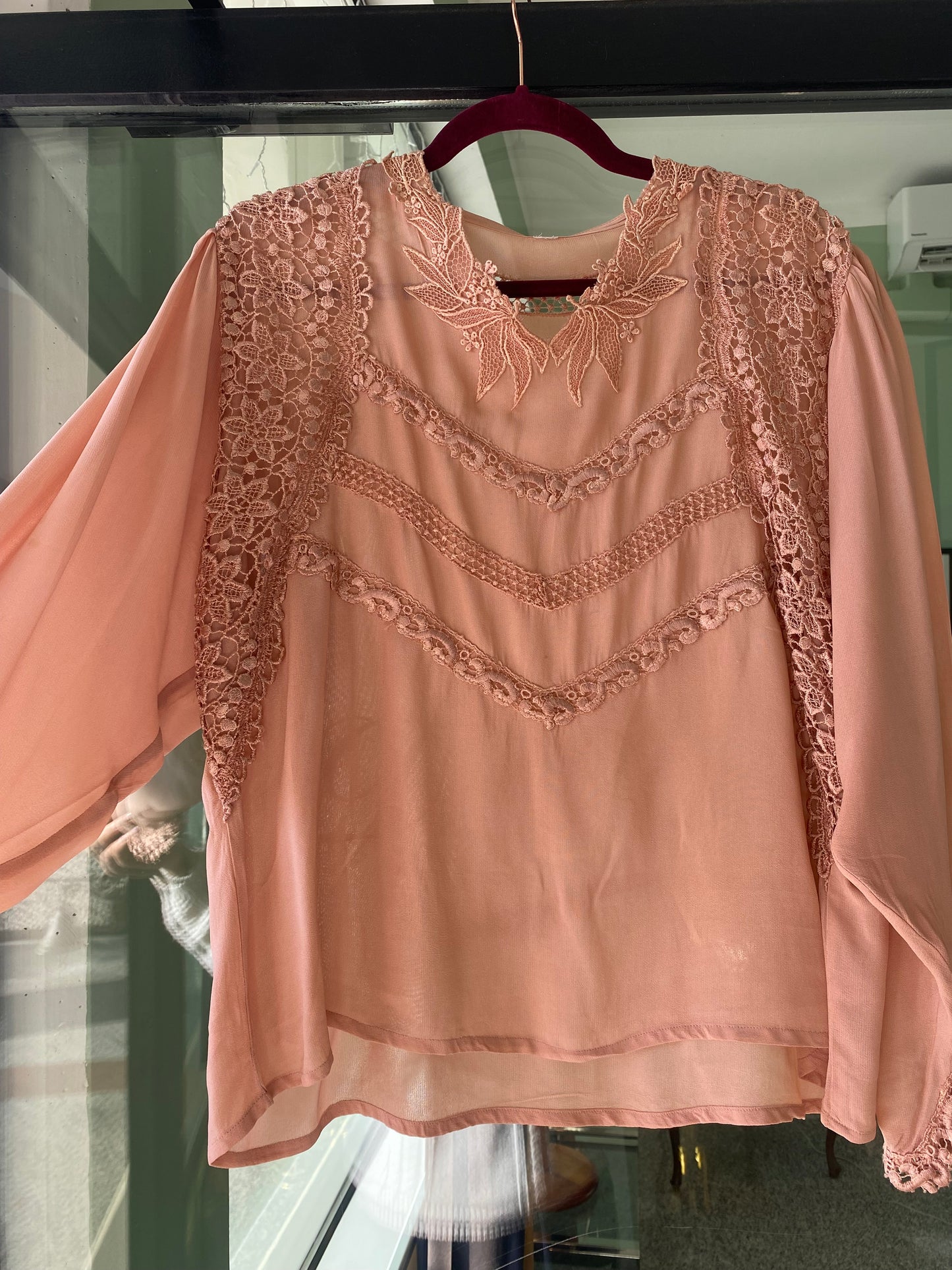 Camicia rosa pastello con pizzo - TG. 50/52