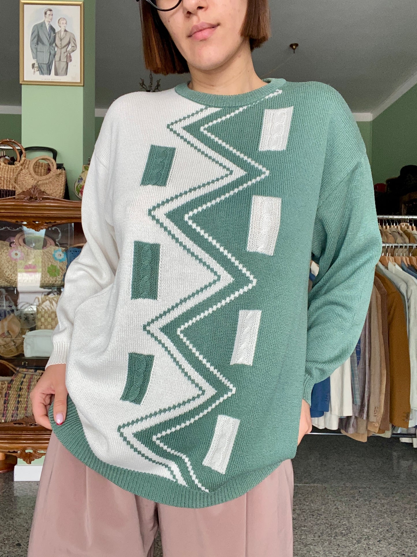 Maglia vintage anni ’80/’90 con pattern geometrico verde salvia e panna - TG. 44/46 circa