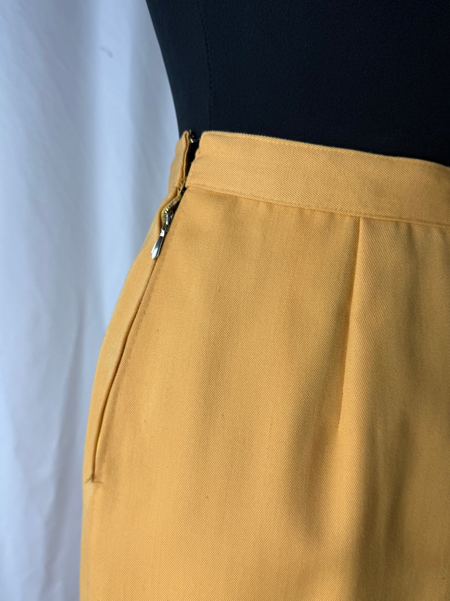 Tailleur anni ‘70 giallo ocra - TG. 40