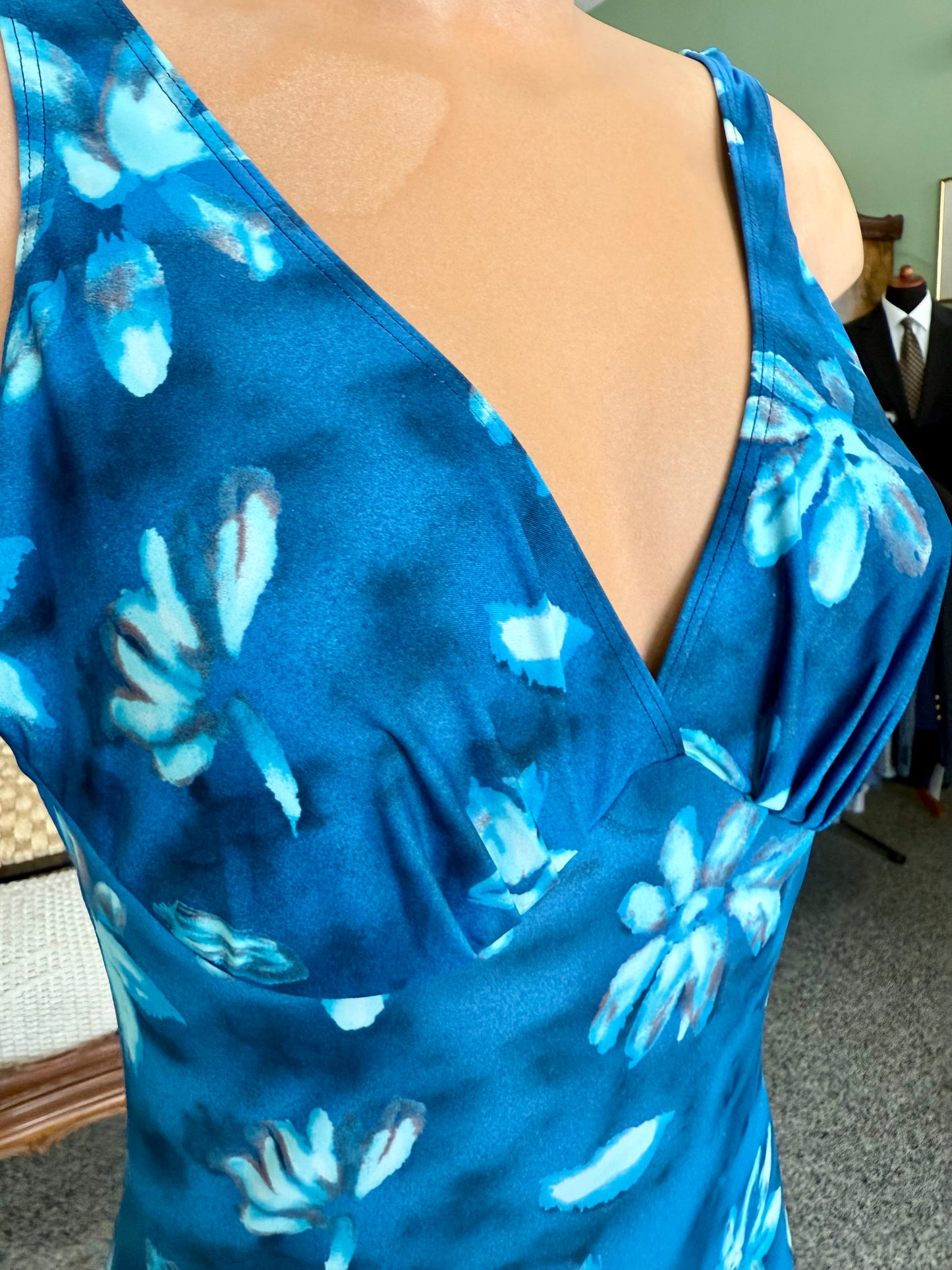 Costume intero blu con fiori azzurri - TG. 44