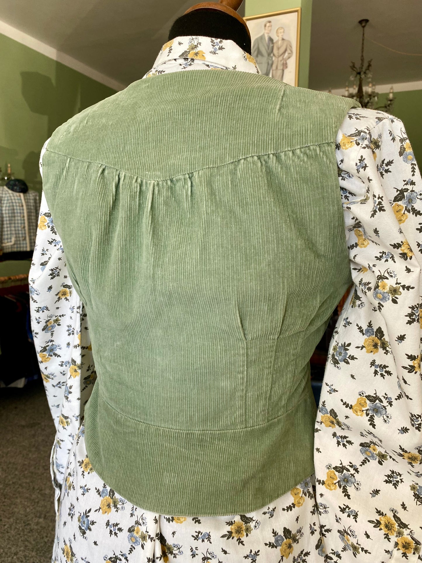 Completo gilet + gonna verde salvia - TG. 38