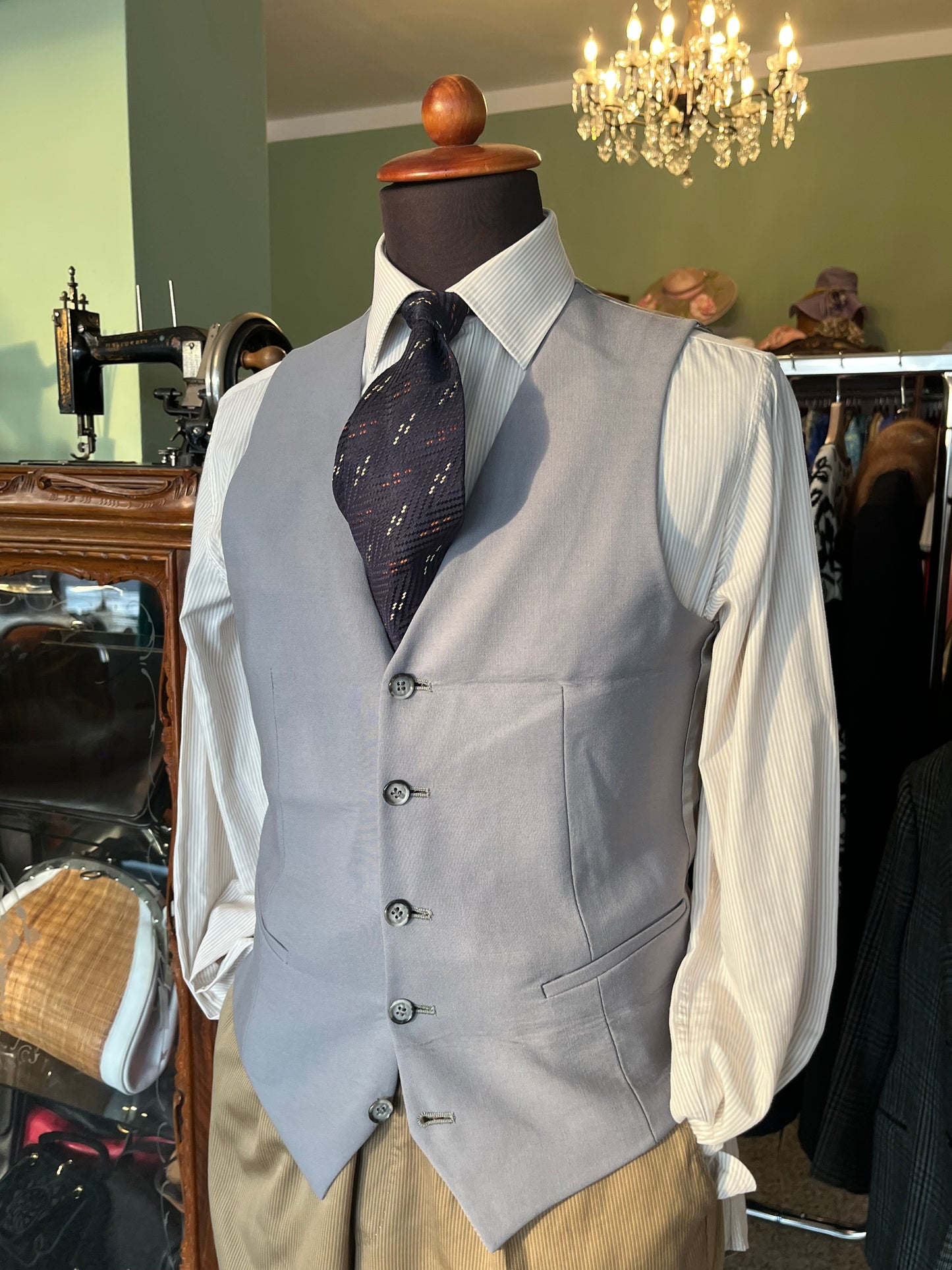 Panciotto anni '80 grigio perla tg. 46-48