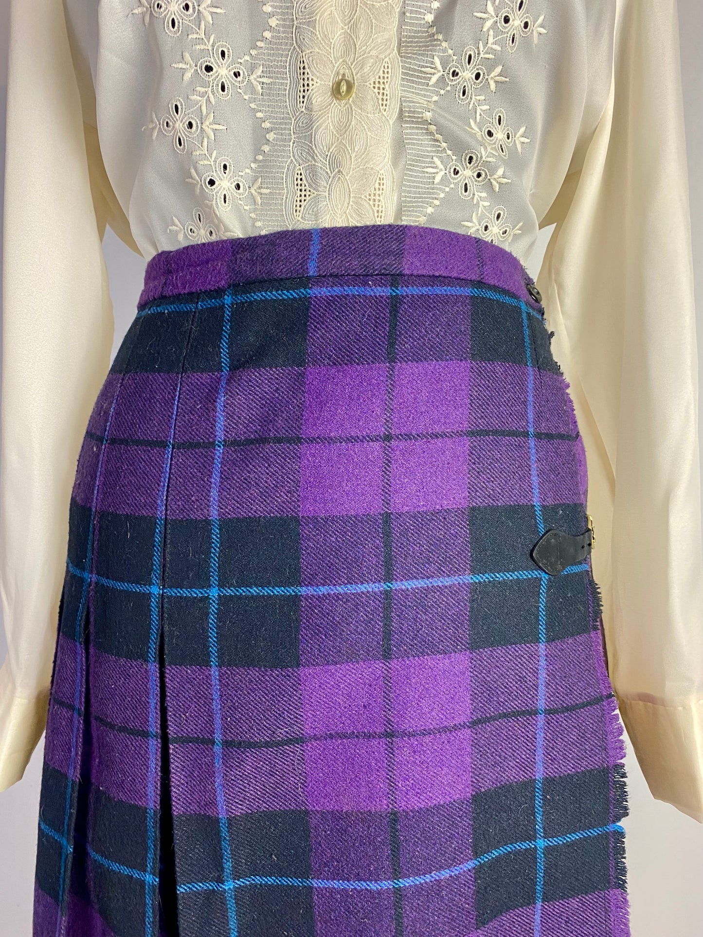 Gonna tartan viola - TG. 40