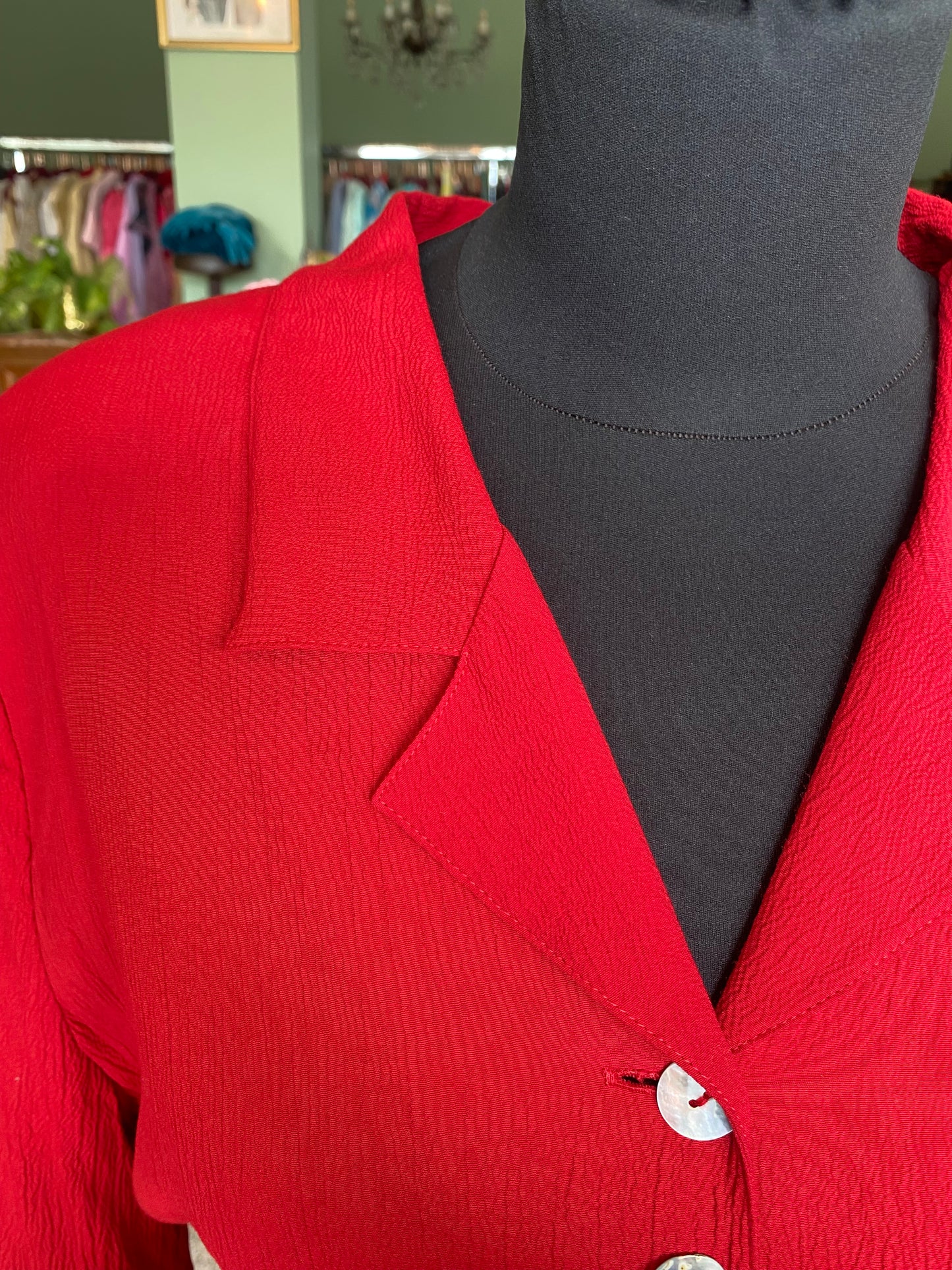 Abito anni '80 rosso con bottoni in madreperla - TG. 44/46