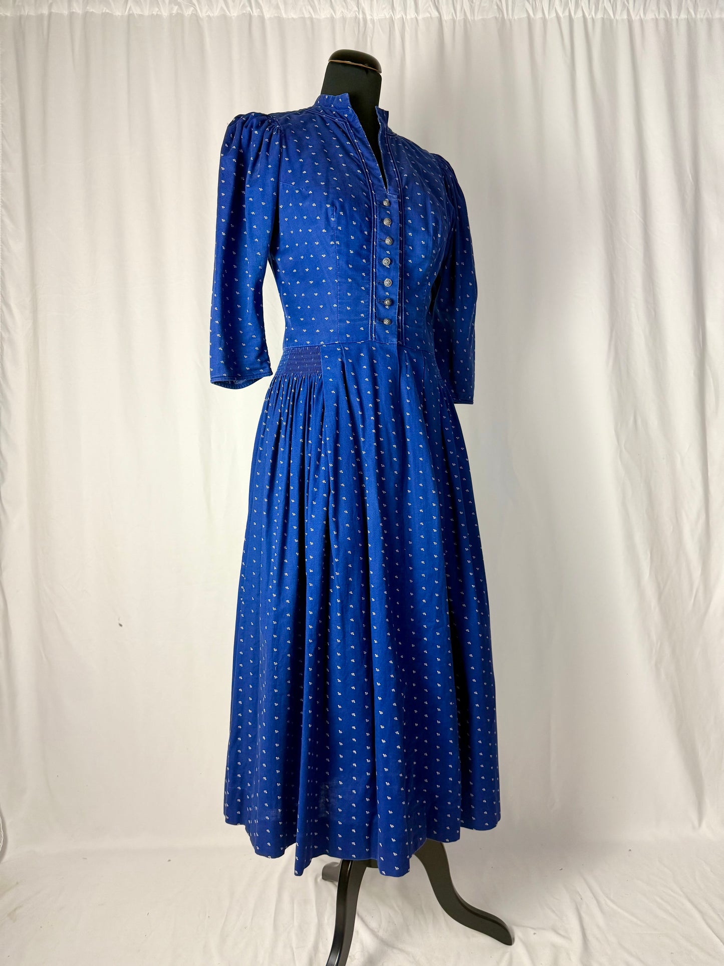 Abito tirolese blu romantico - TG. 40