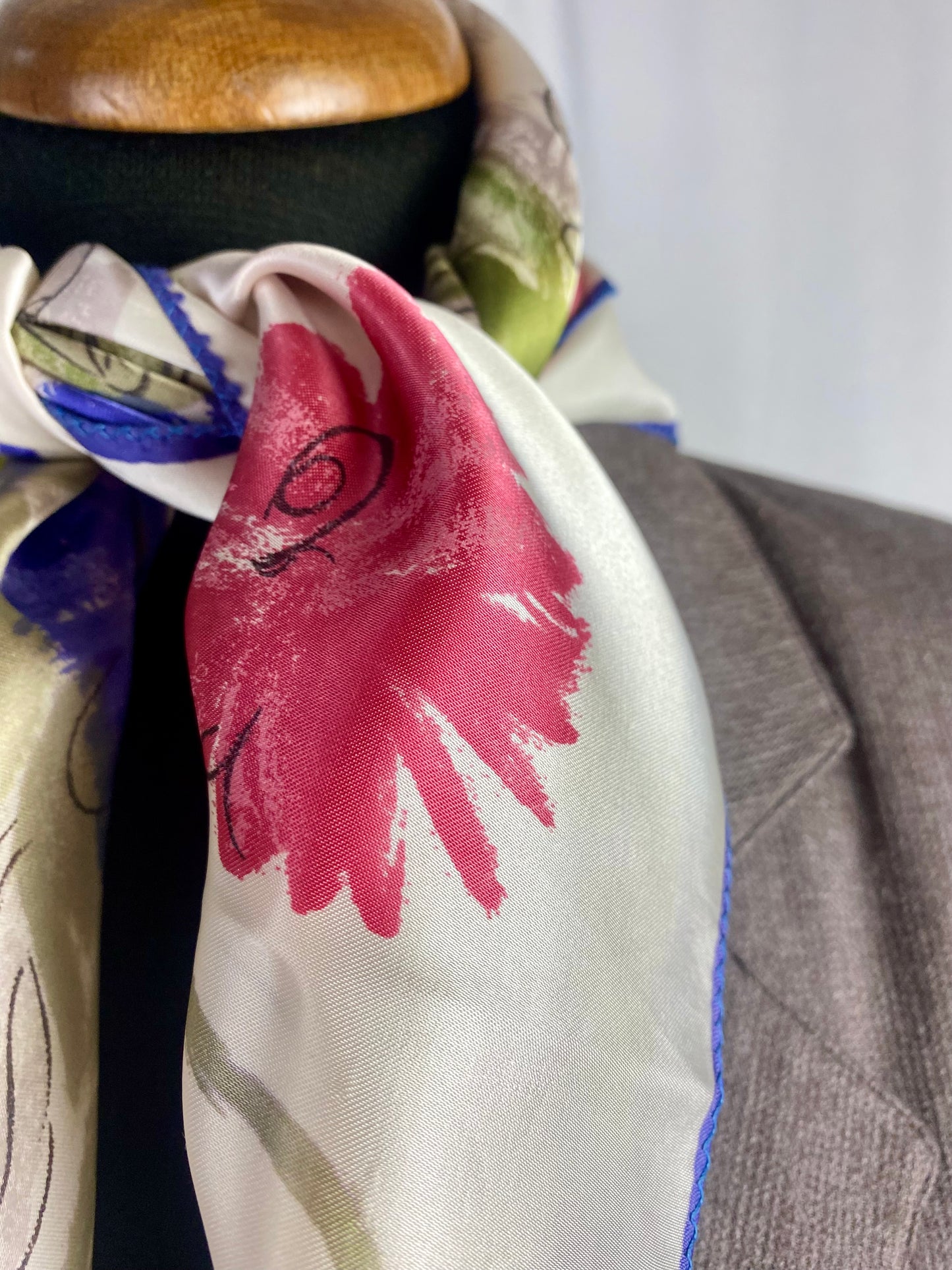 Foulard in seta floreale