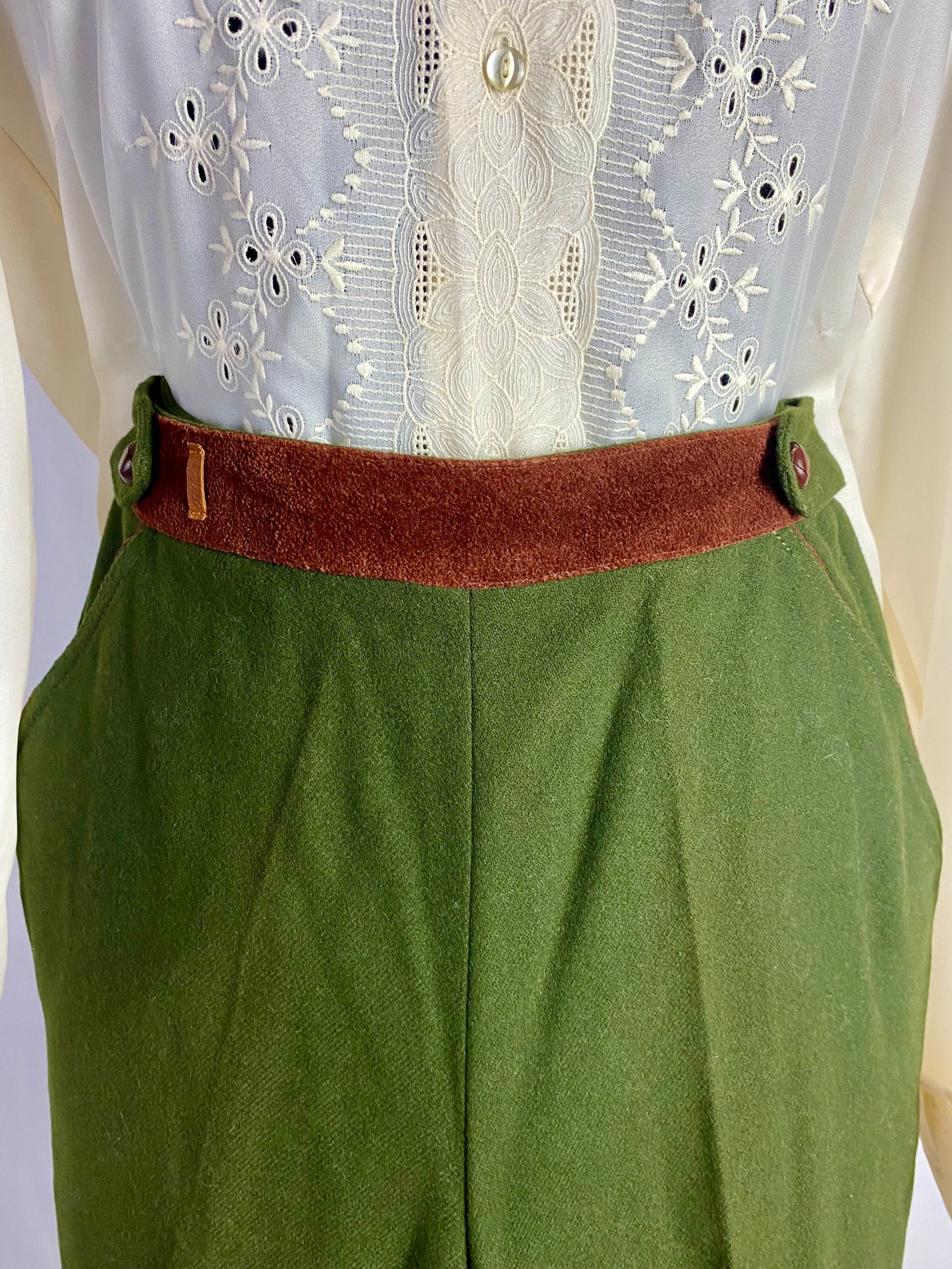 Pantaloni in lana verde bosco - TG. 40