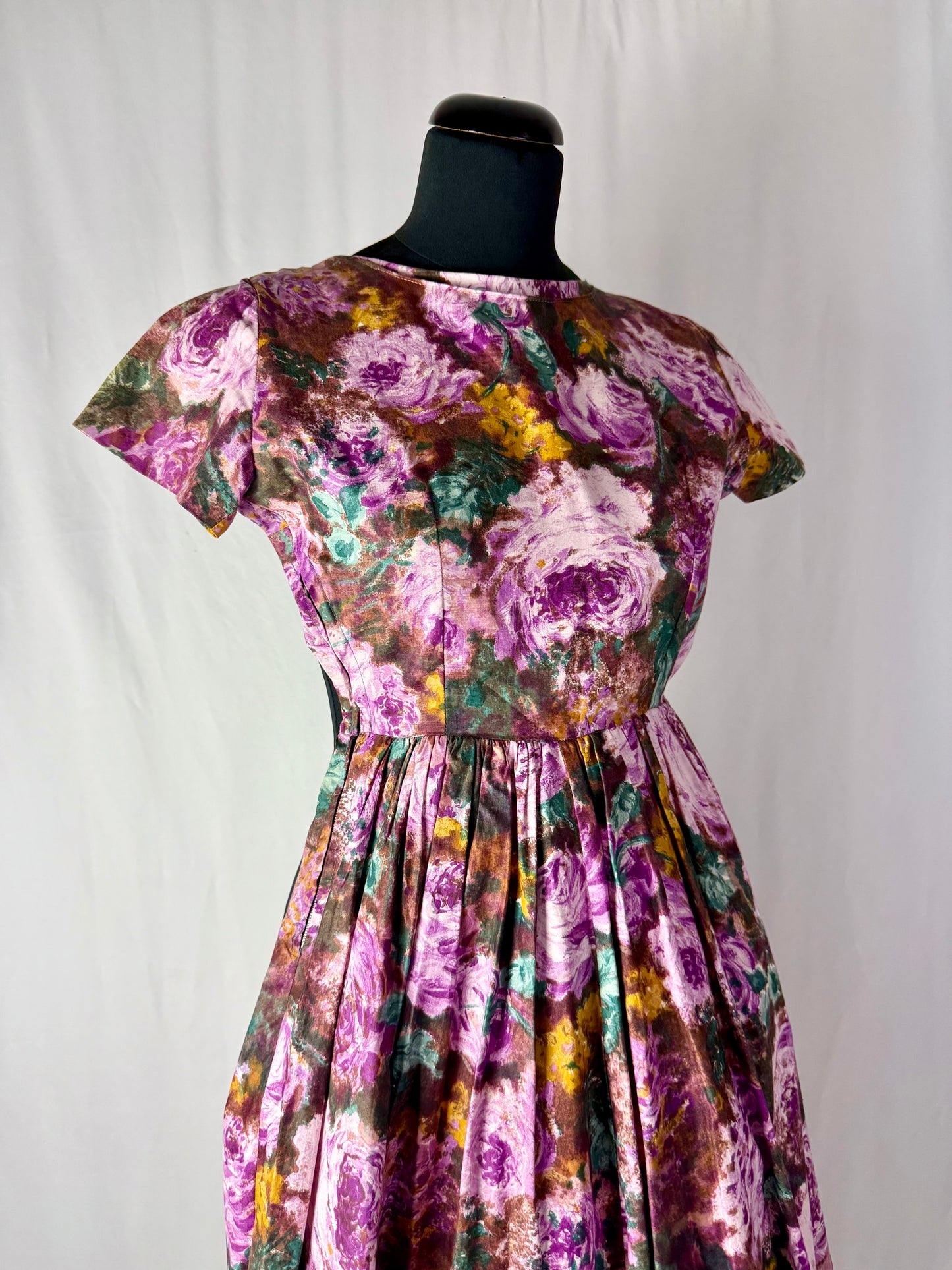 Abito anni ‘50 “Bouquet di Velluto” – TG. 36