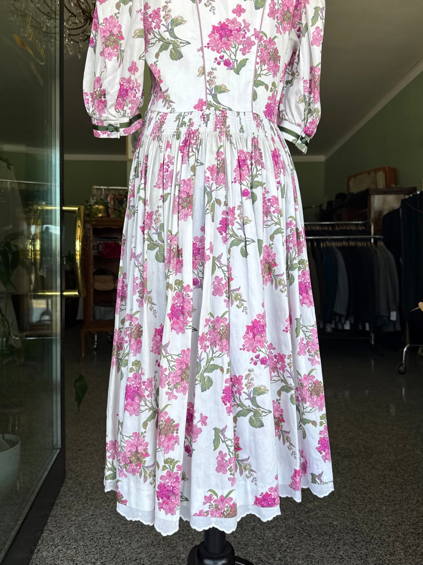 Abito tirolese floreale romantico - TG. 42/44