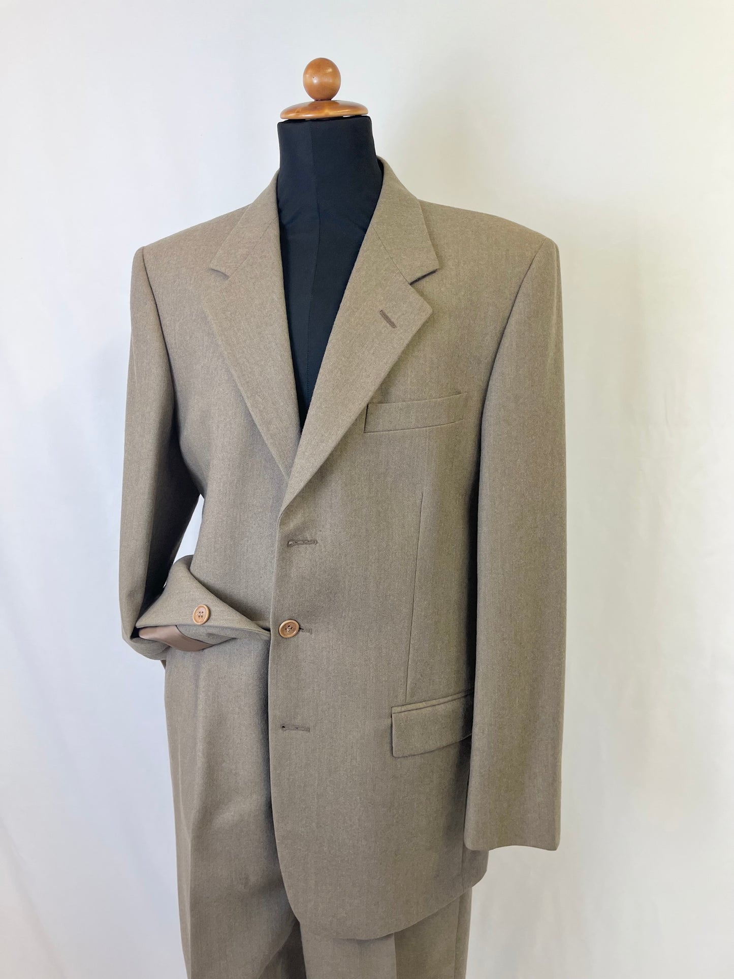 Completo anni ‘80 nocciola tg. 50-52