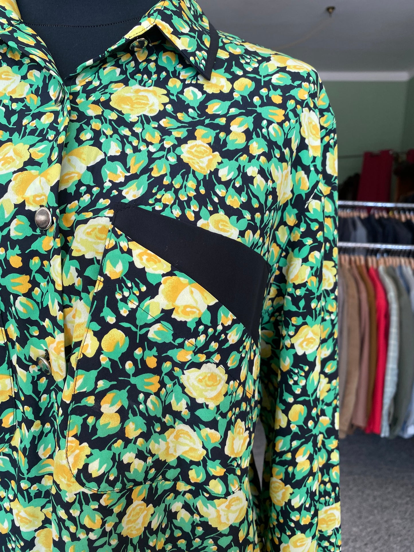 Abito in pura seta fiori gialli - TG. 46 circa