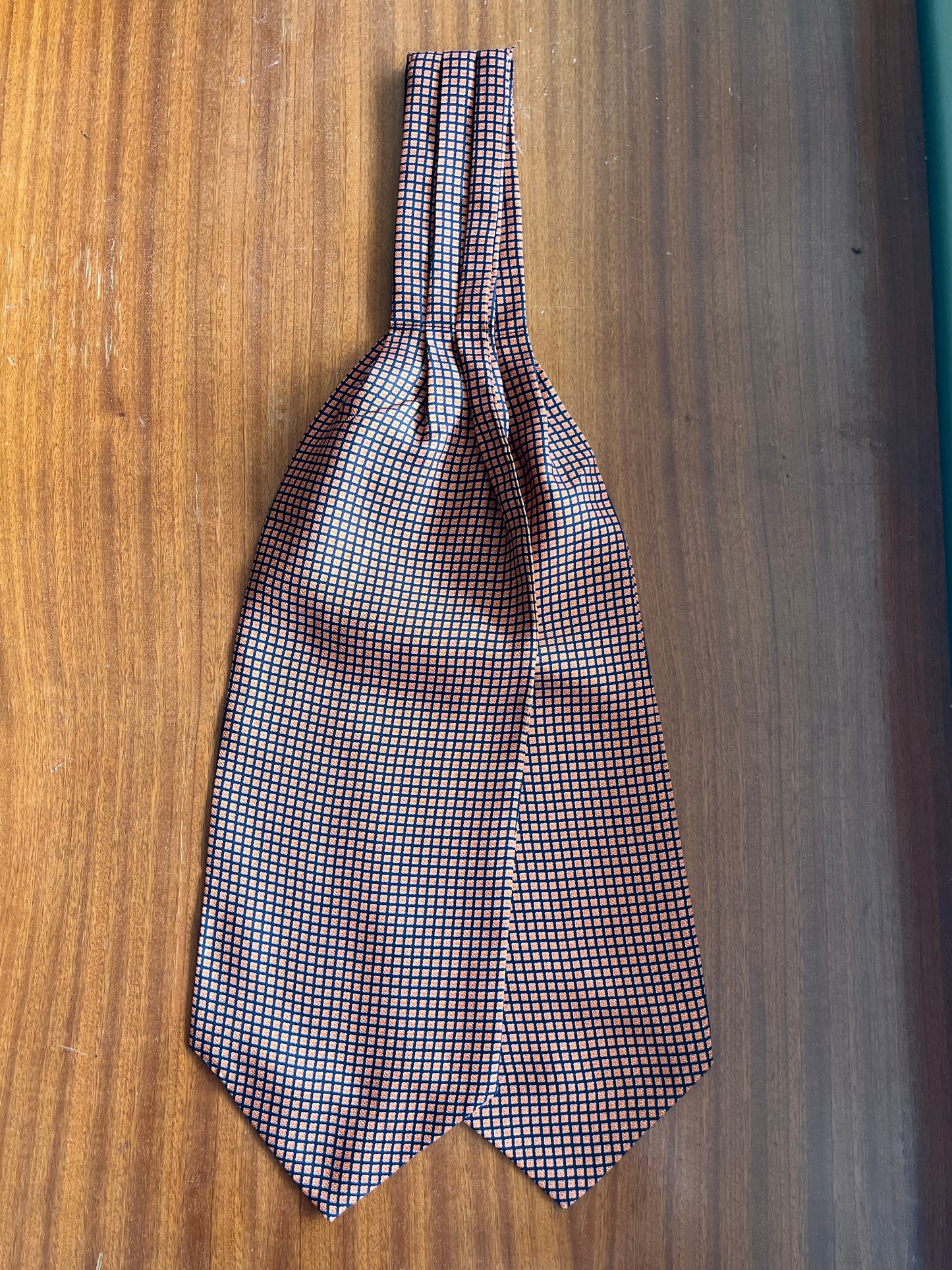 Ascot seta microfantasia