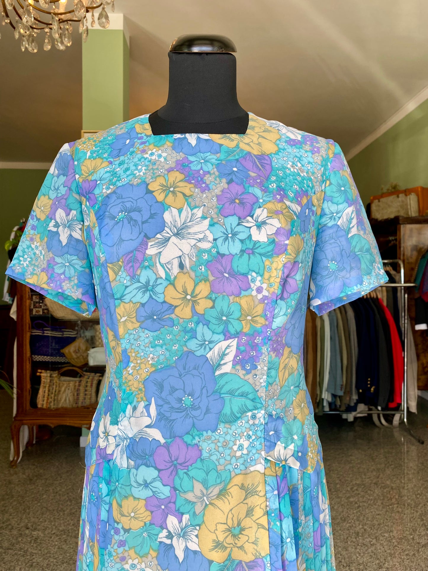 Abito vintage anni ’60 in Trevira Georgette a fiori – pieghe laterali - TG. 42 circa