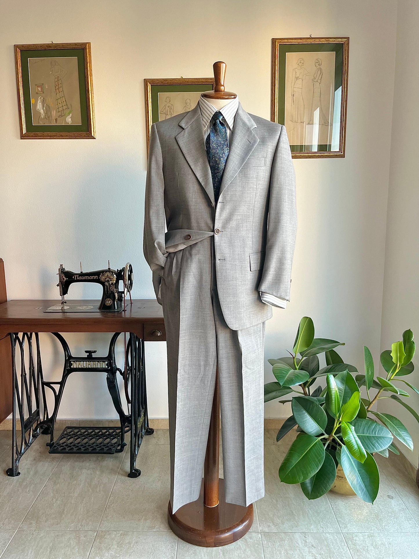 Completo anni '80 grigio chiaro