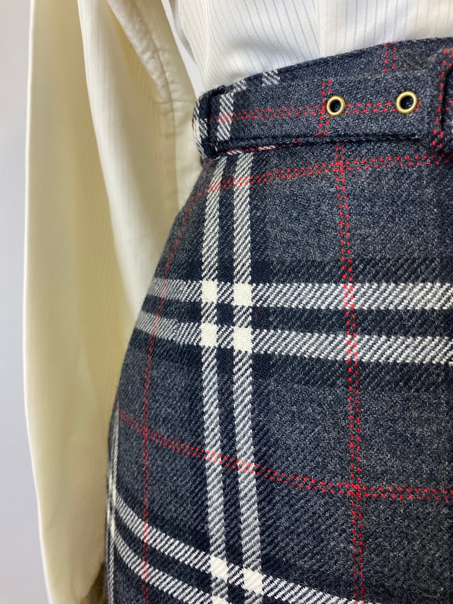 Gonna in lana - TG. 44