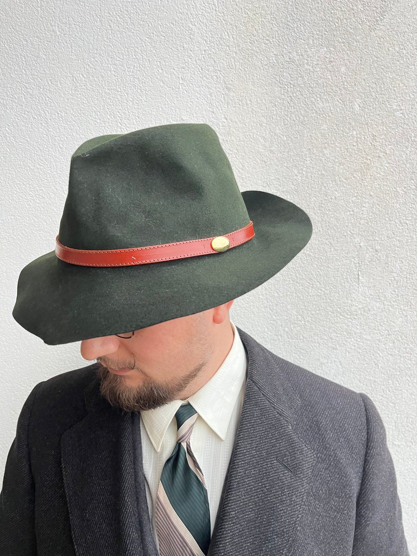 Cappello anni ‘70 verde bosco