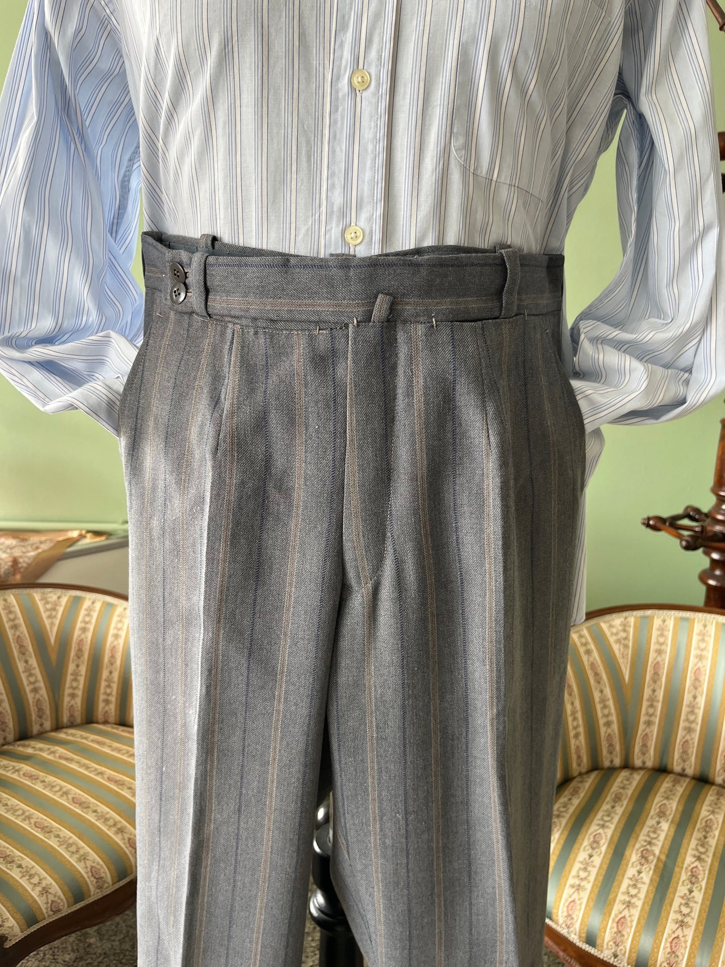 Completo anni ‘70 grigio/polvere