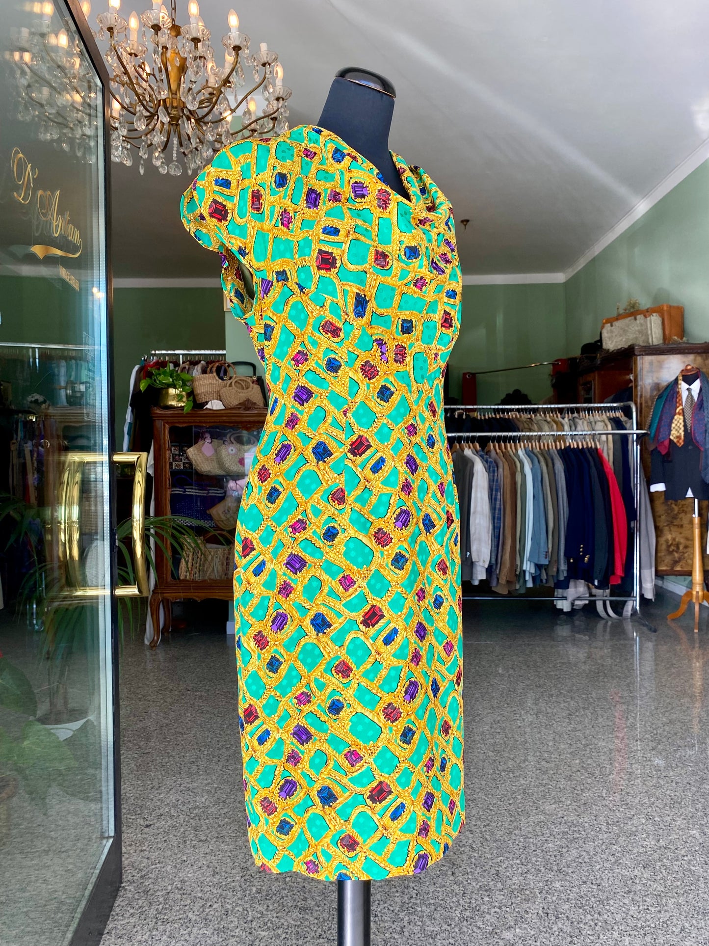 Abito sartoriale anni ’60 in pura seta – Gioiello grafico su fondo smeraldo - TG. 44/46