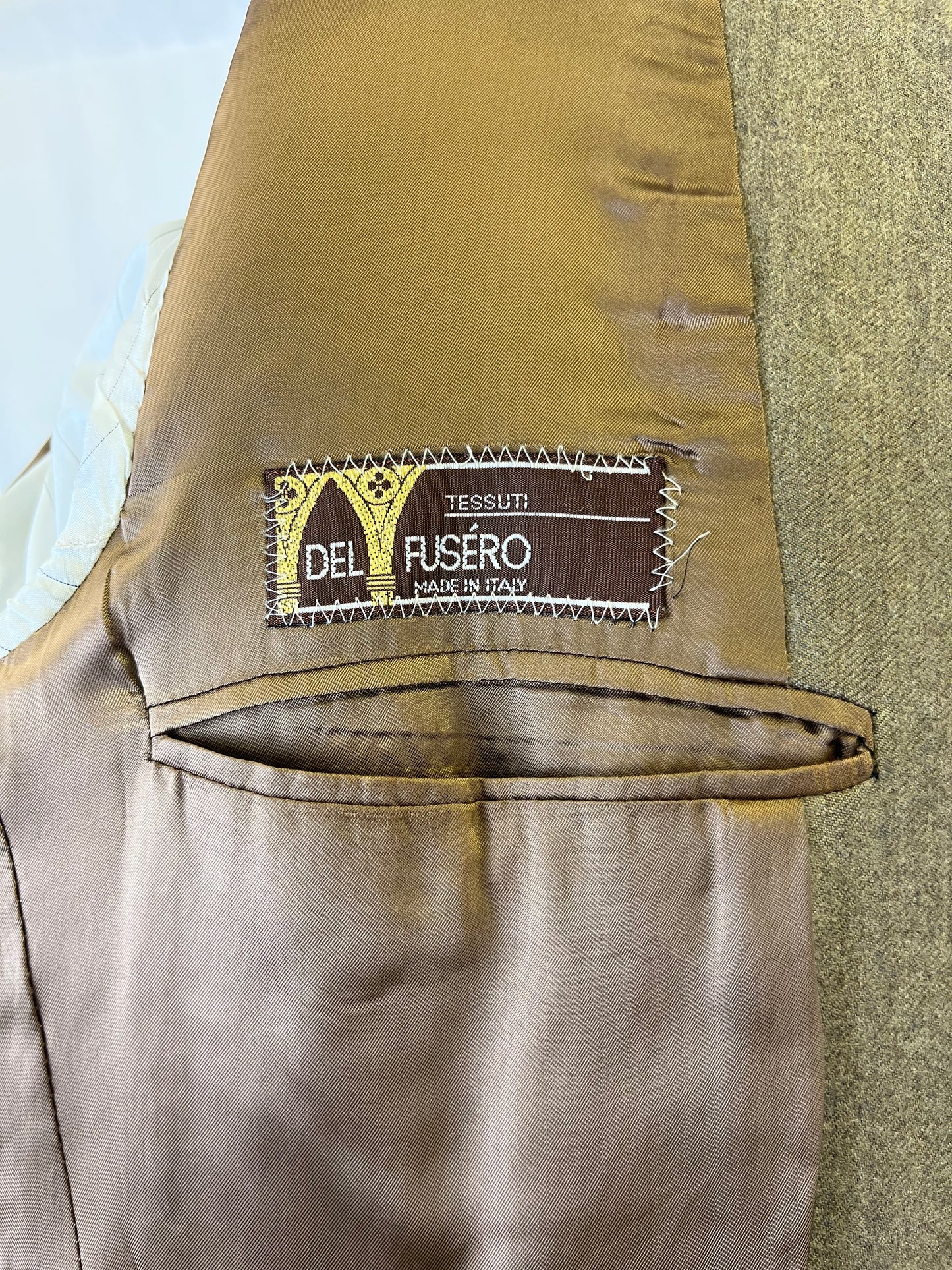 Completo anni ‘80 nocciola tg. 50-52