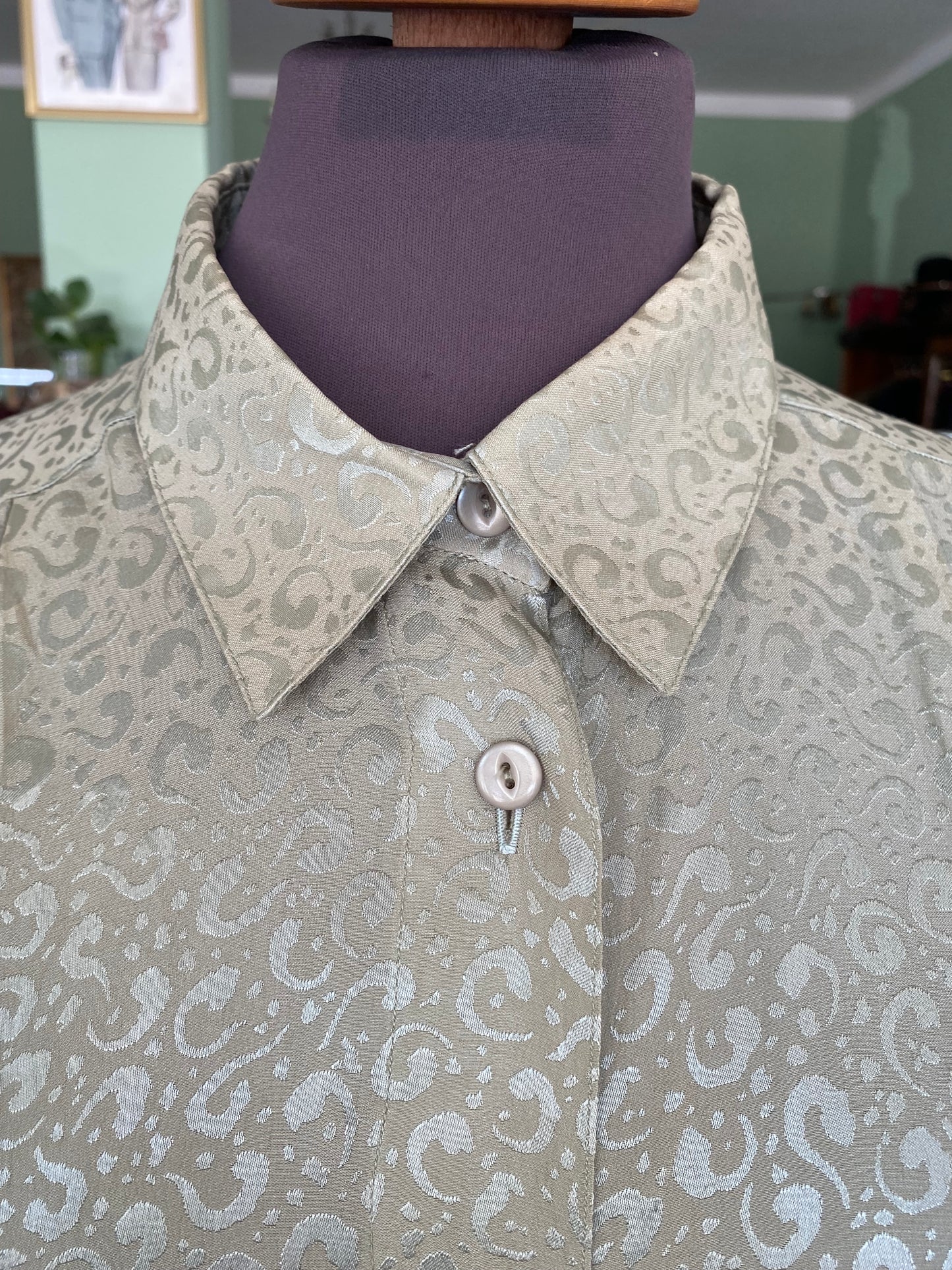Camicia verde salvia in misto seta - TG. 48/50