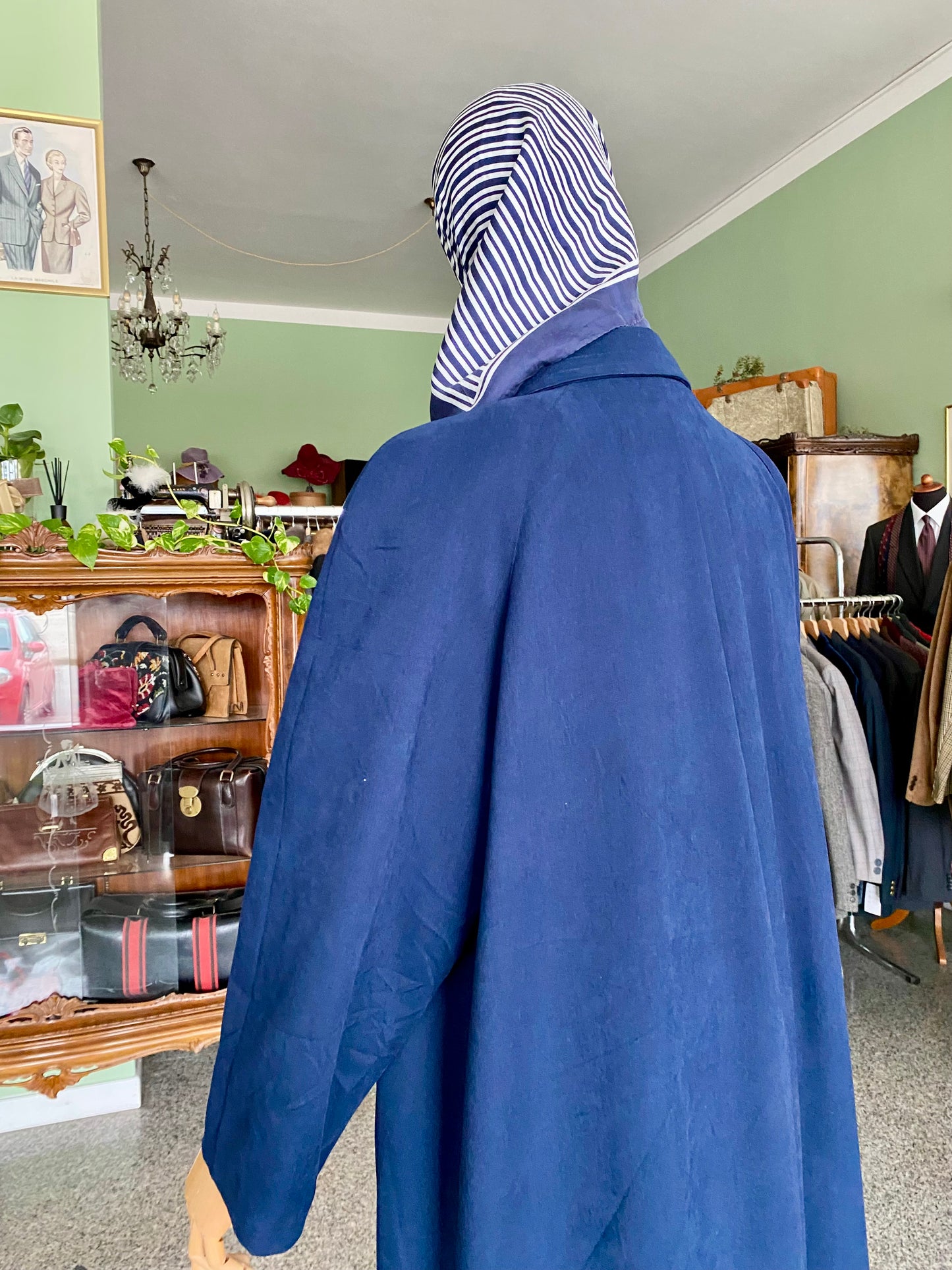 Trench blu navy con bottoni oro - TG. 44/46 circa