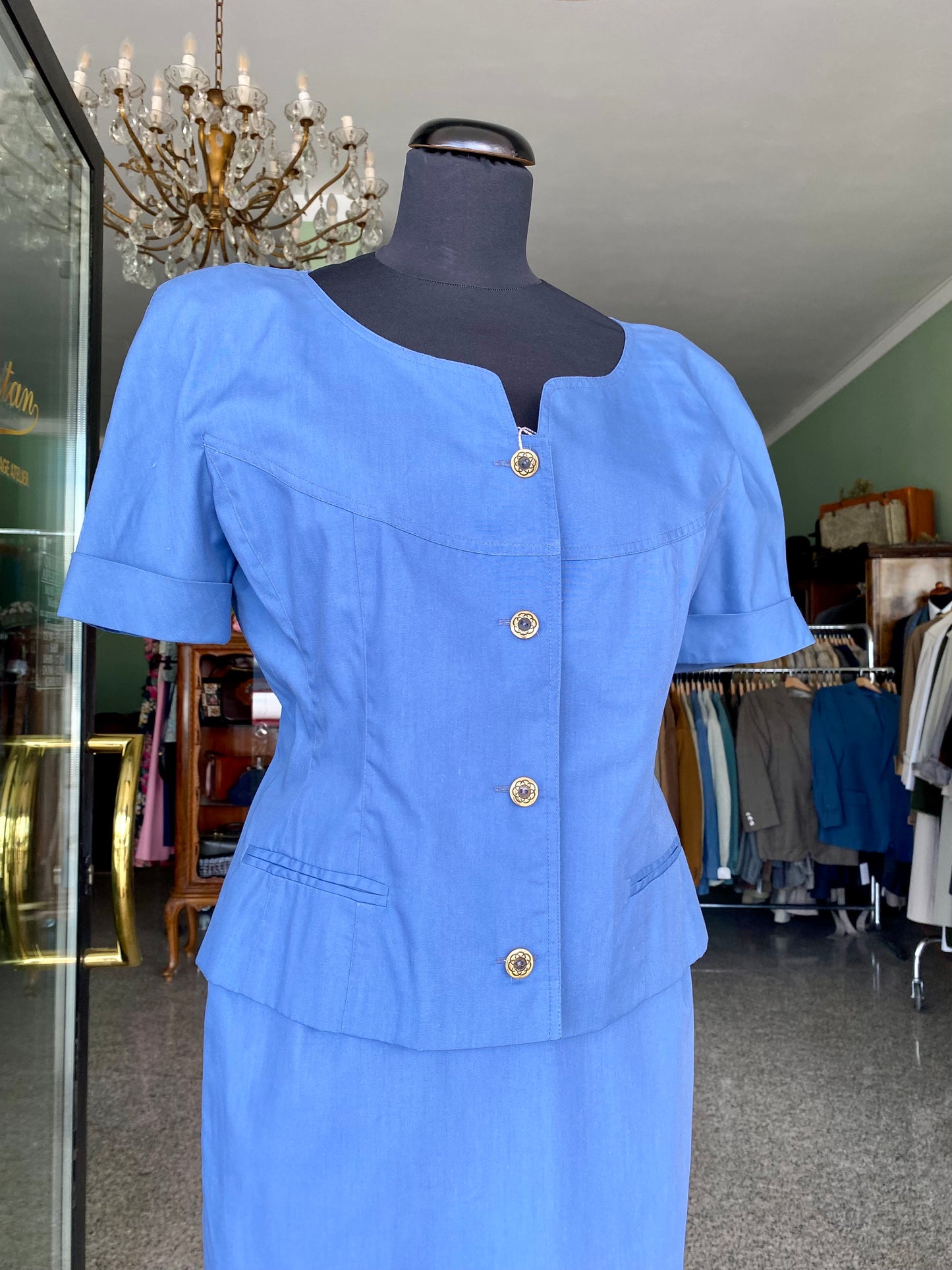 Tailleur azzurro nuovo fondo di magazzino - TG. 40