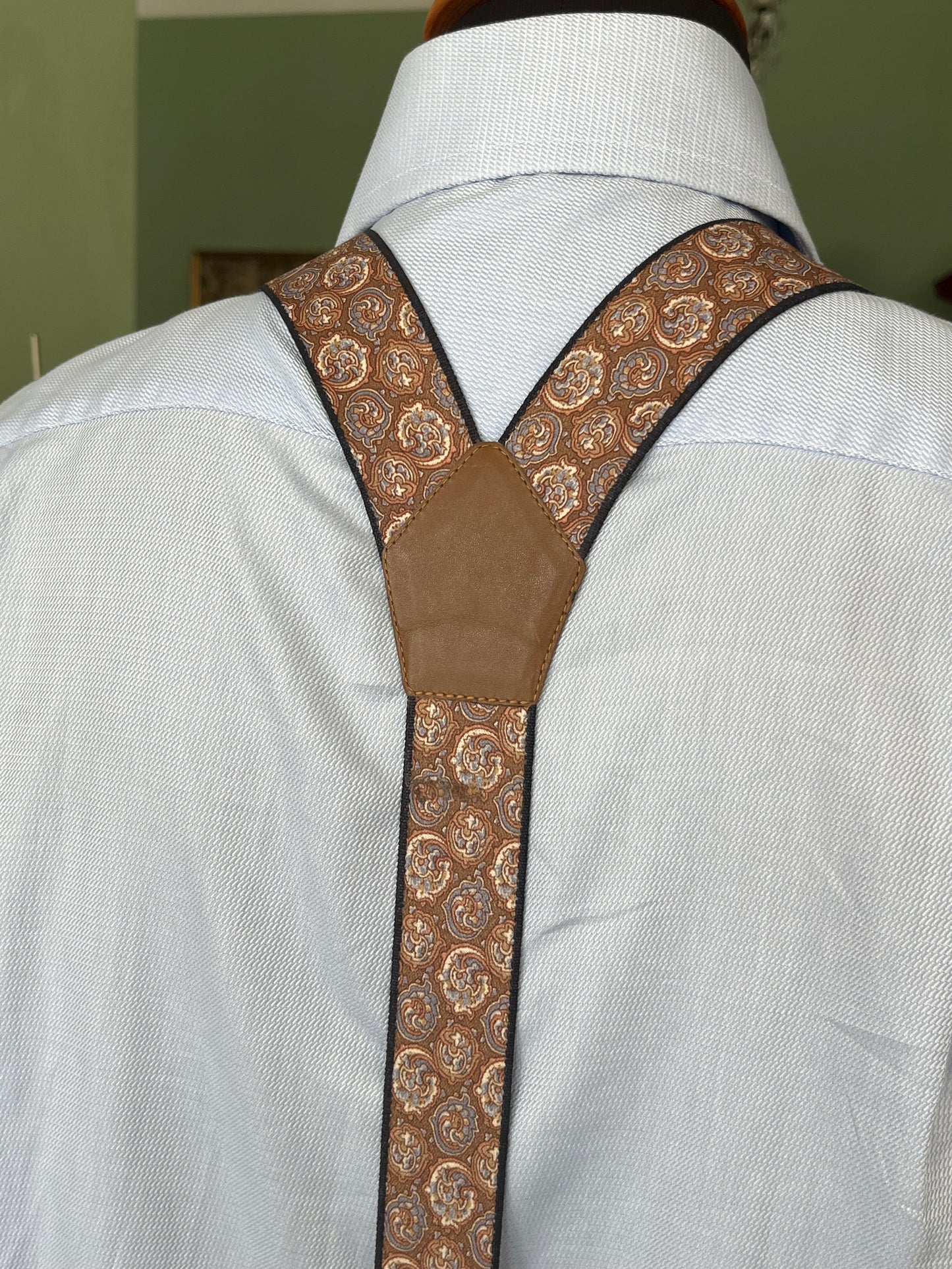 Bretelle fantasia astratta