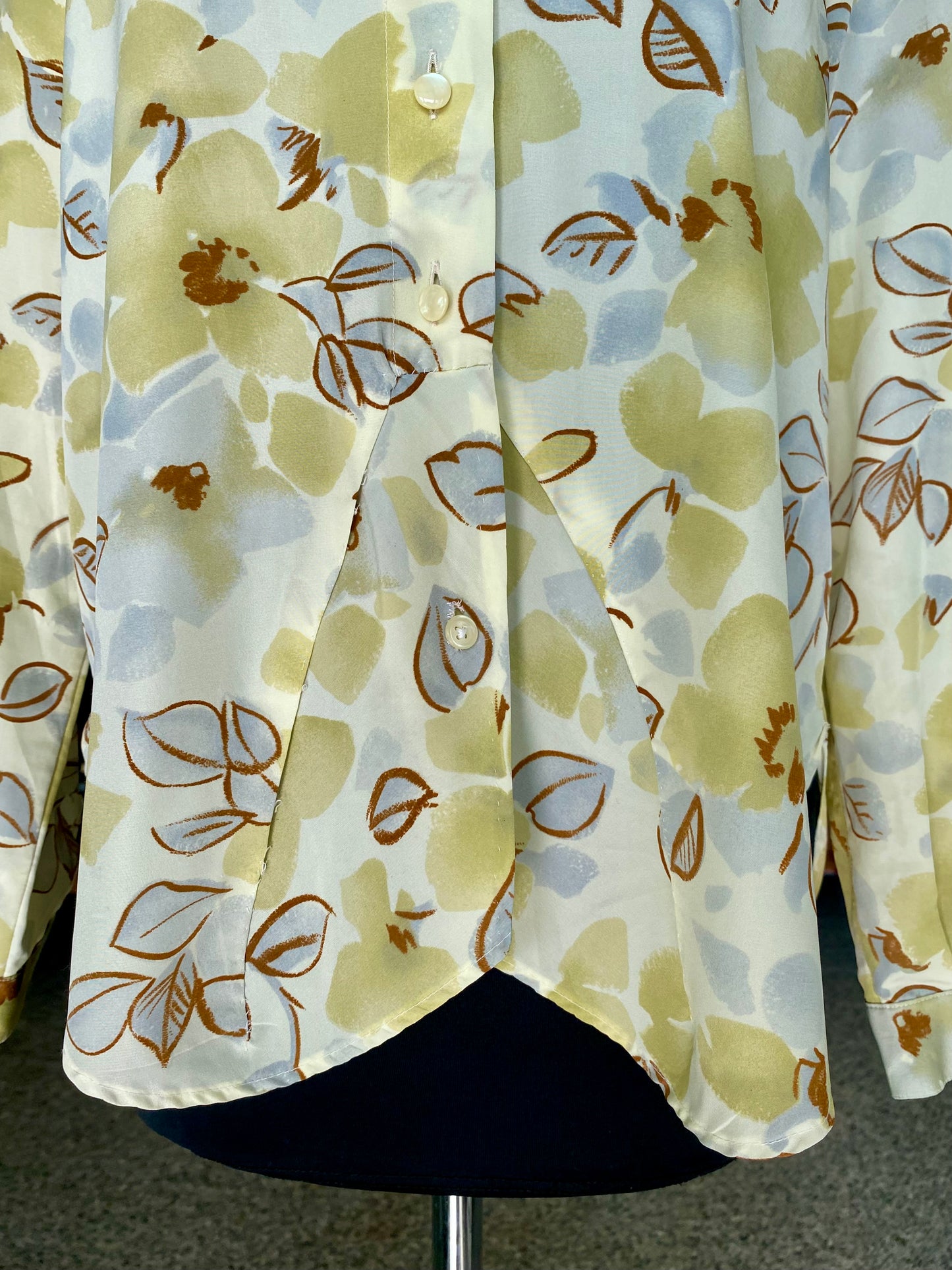 Camicia anni ‘80 stampa floreale stilizzata - TG. 44 circa