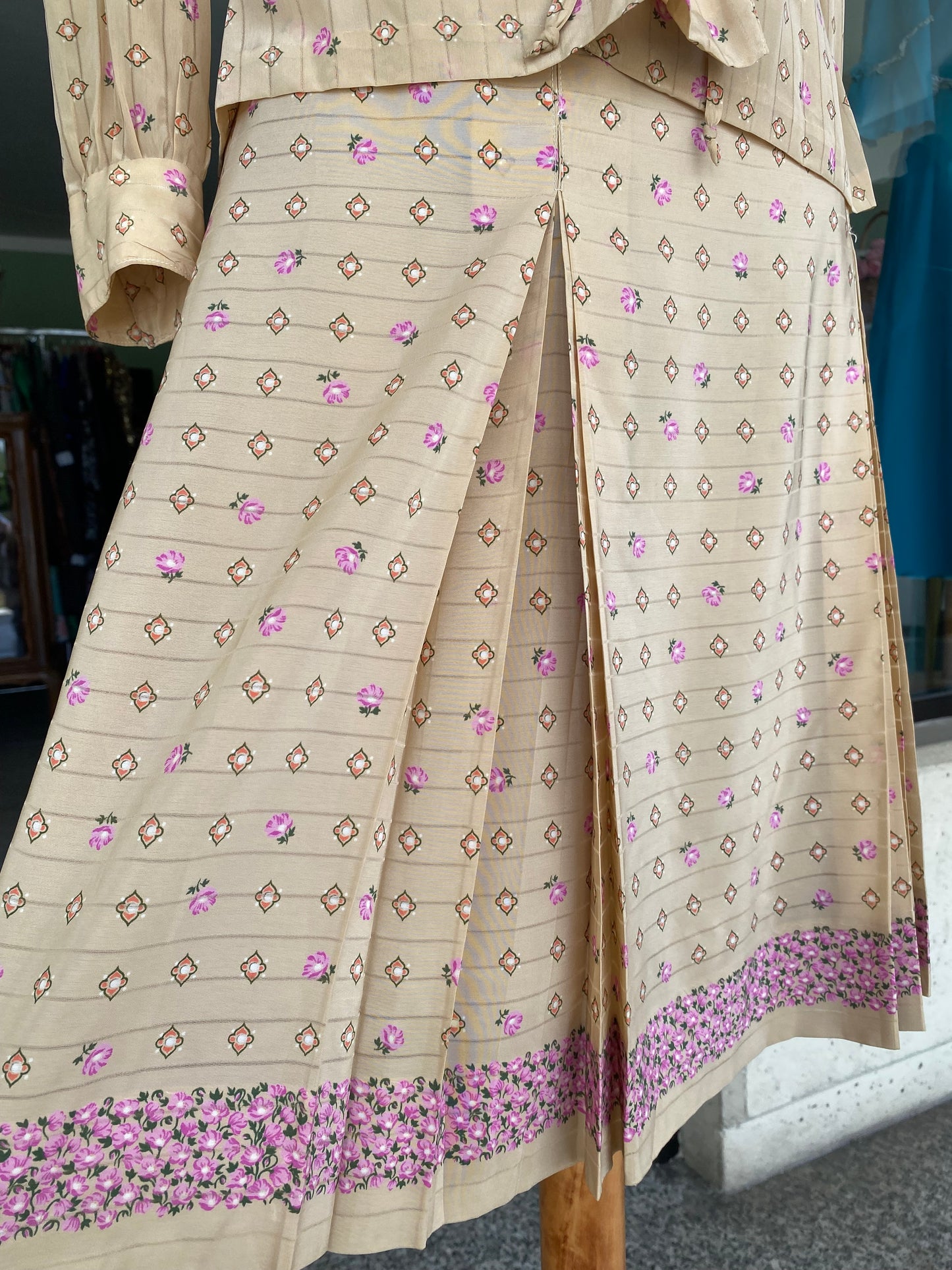 Completo sartoriale 3 pezzi in seta - TG. 44 circa