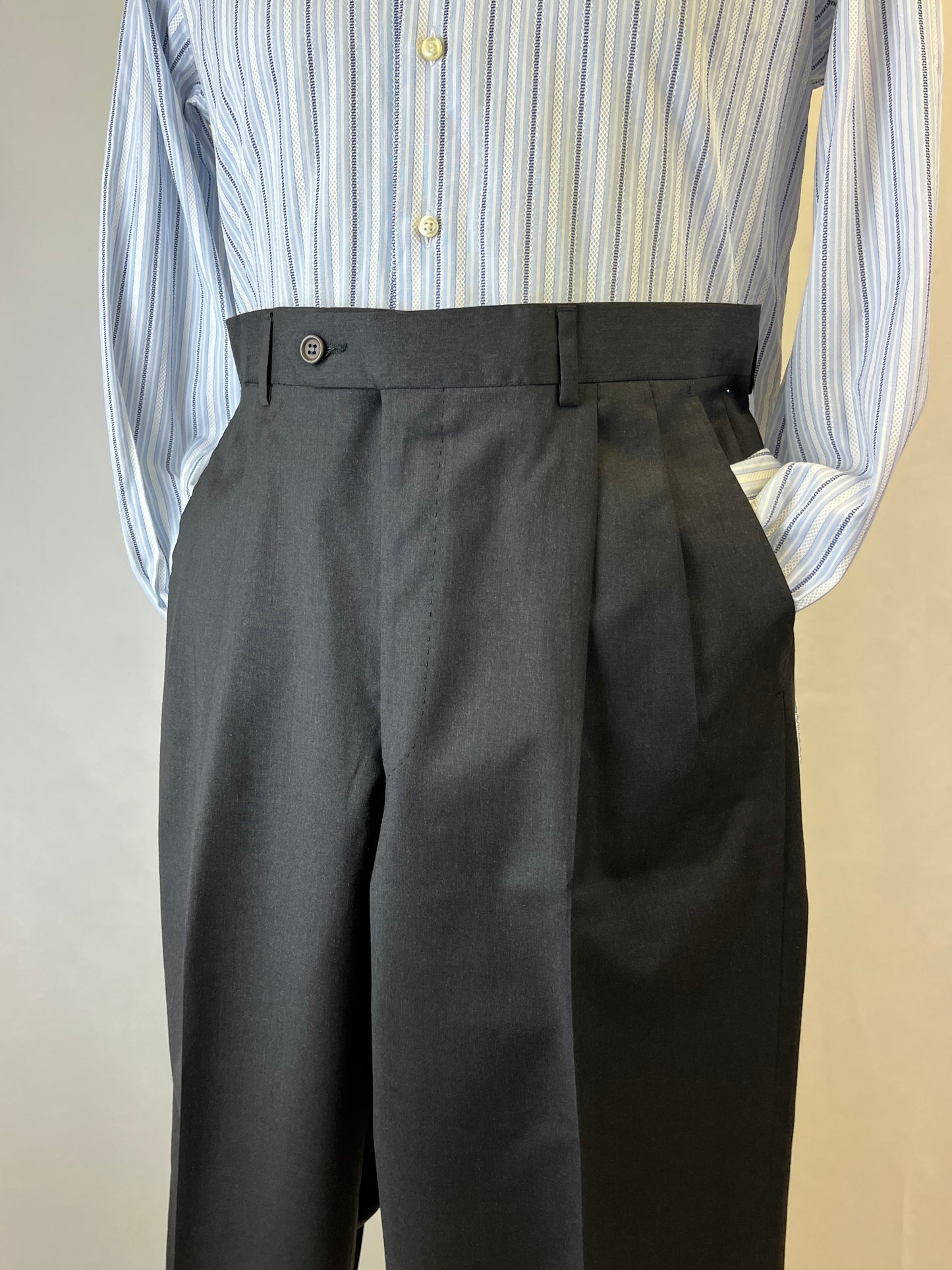 Completo anni '90 doppiopetto tg. 48-50