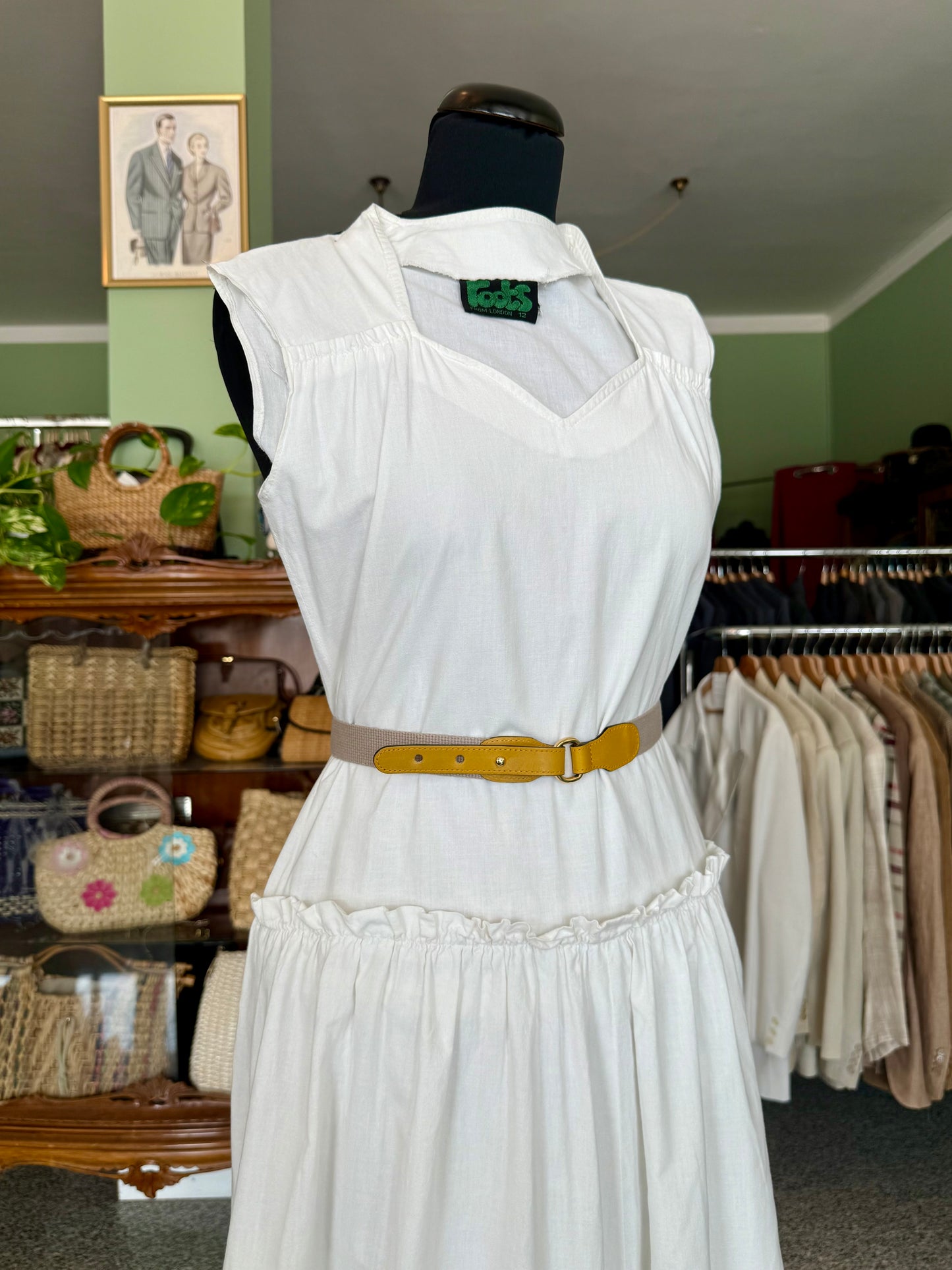 Abito bianco anni ’70 in cotone con bordo sangallo - TG. 38/40