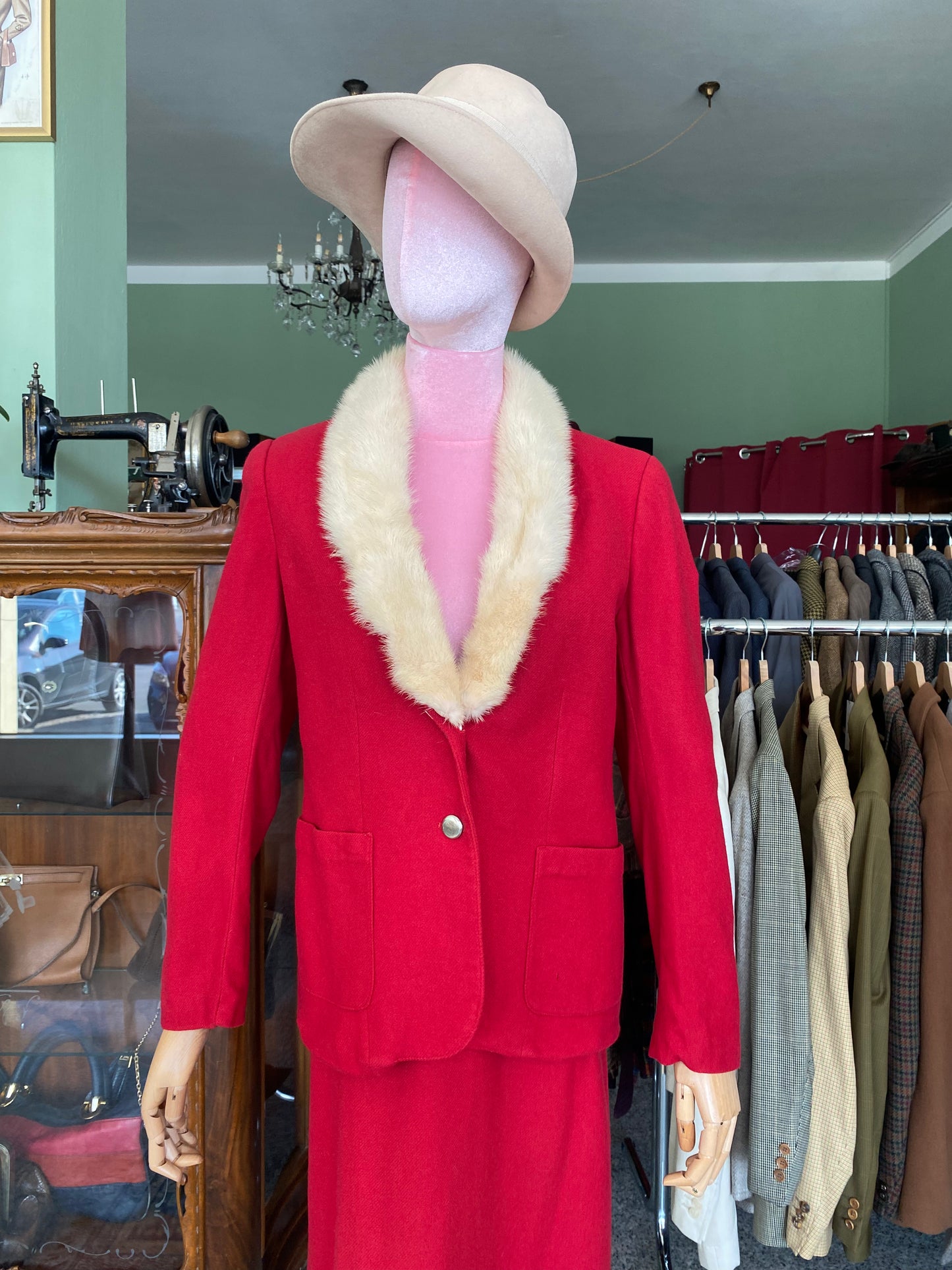 Tailleur rosso in lana - TG. 46