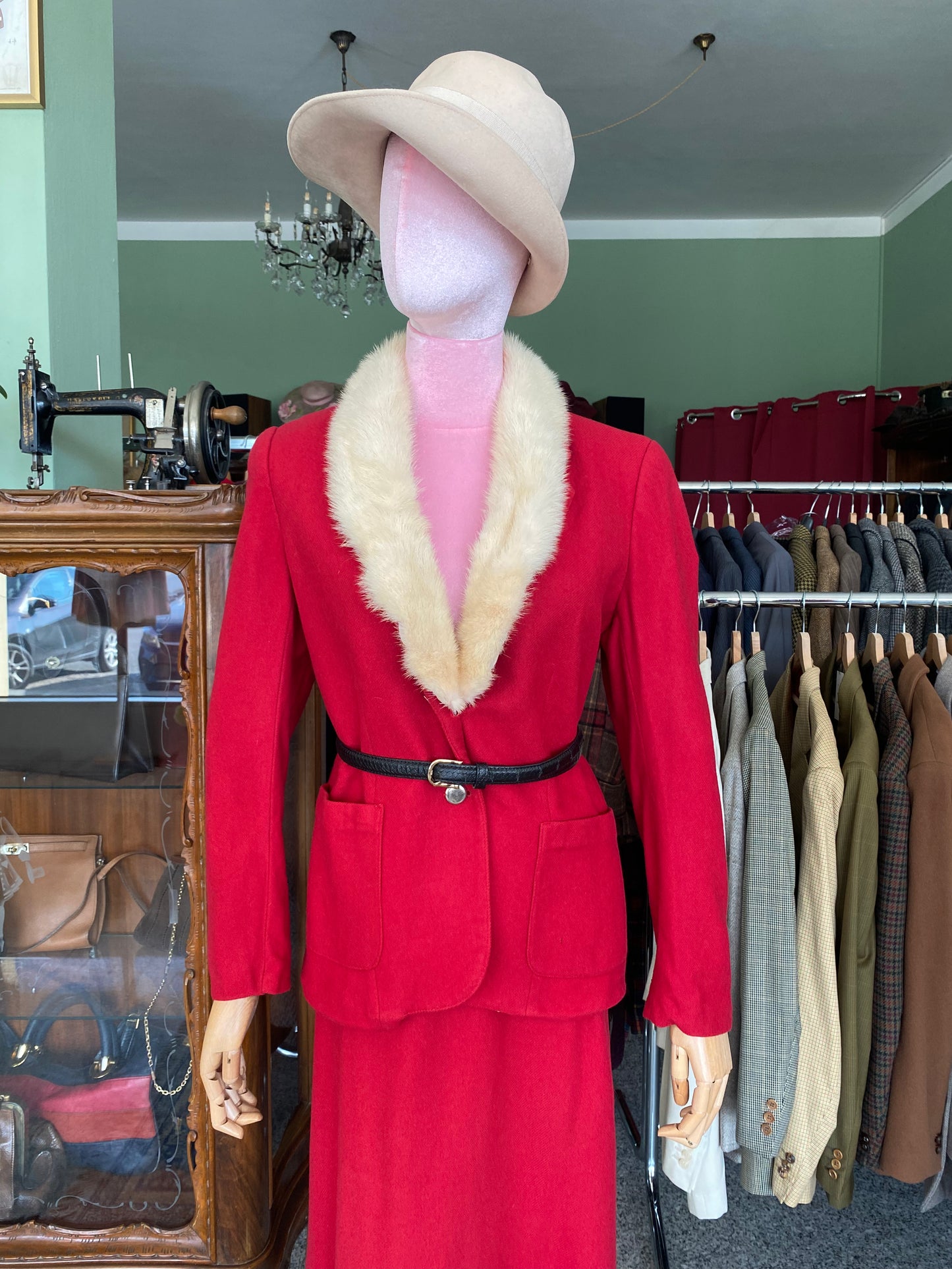 Tailleur rosso in lana - TG. 46