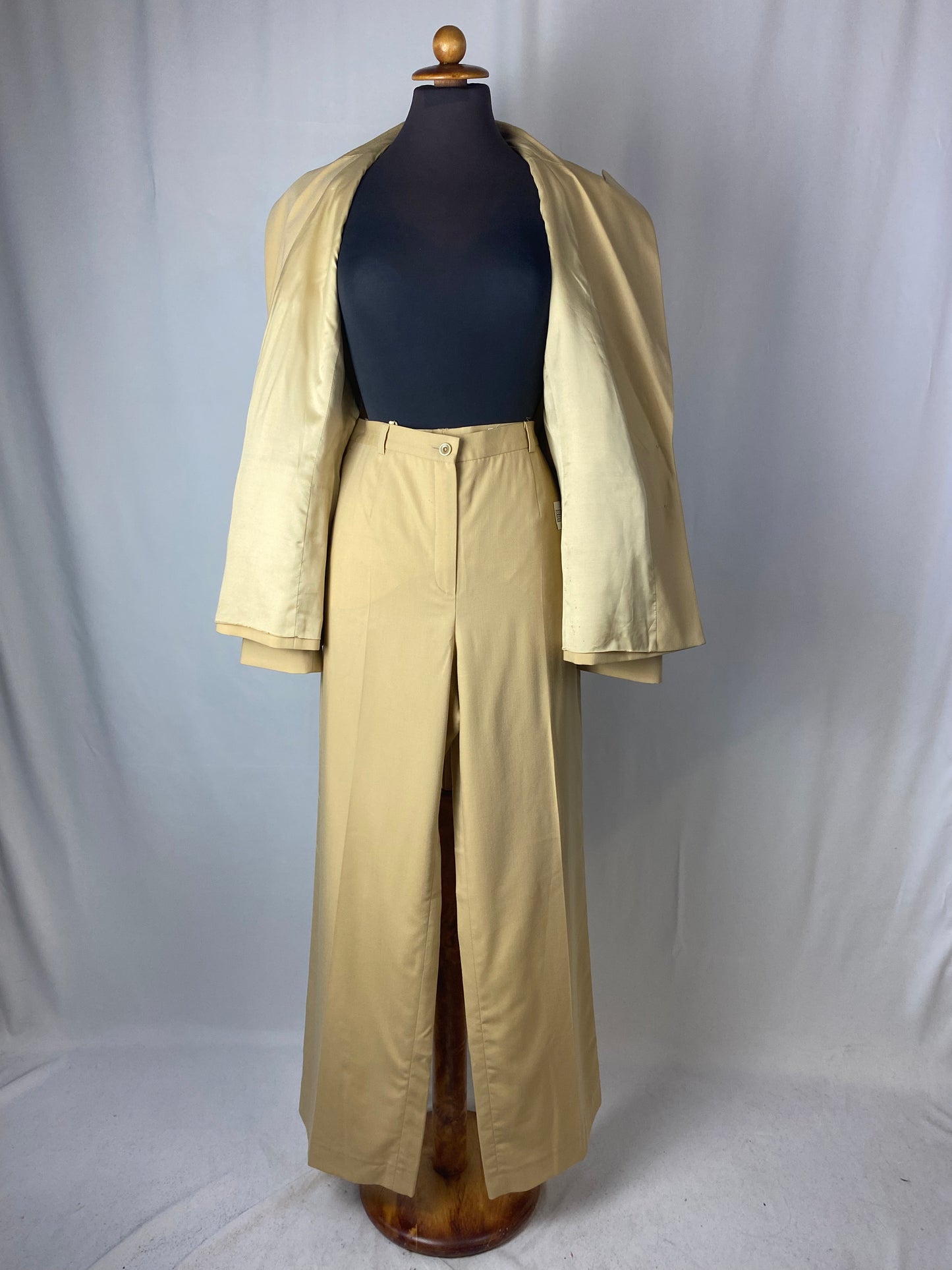 Tailleur color crema - TG. 44/46