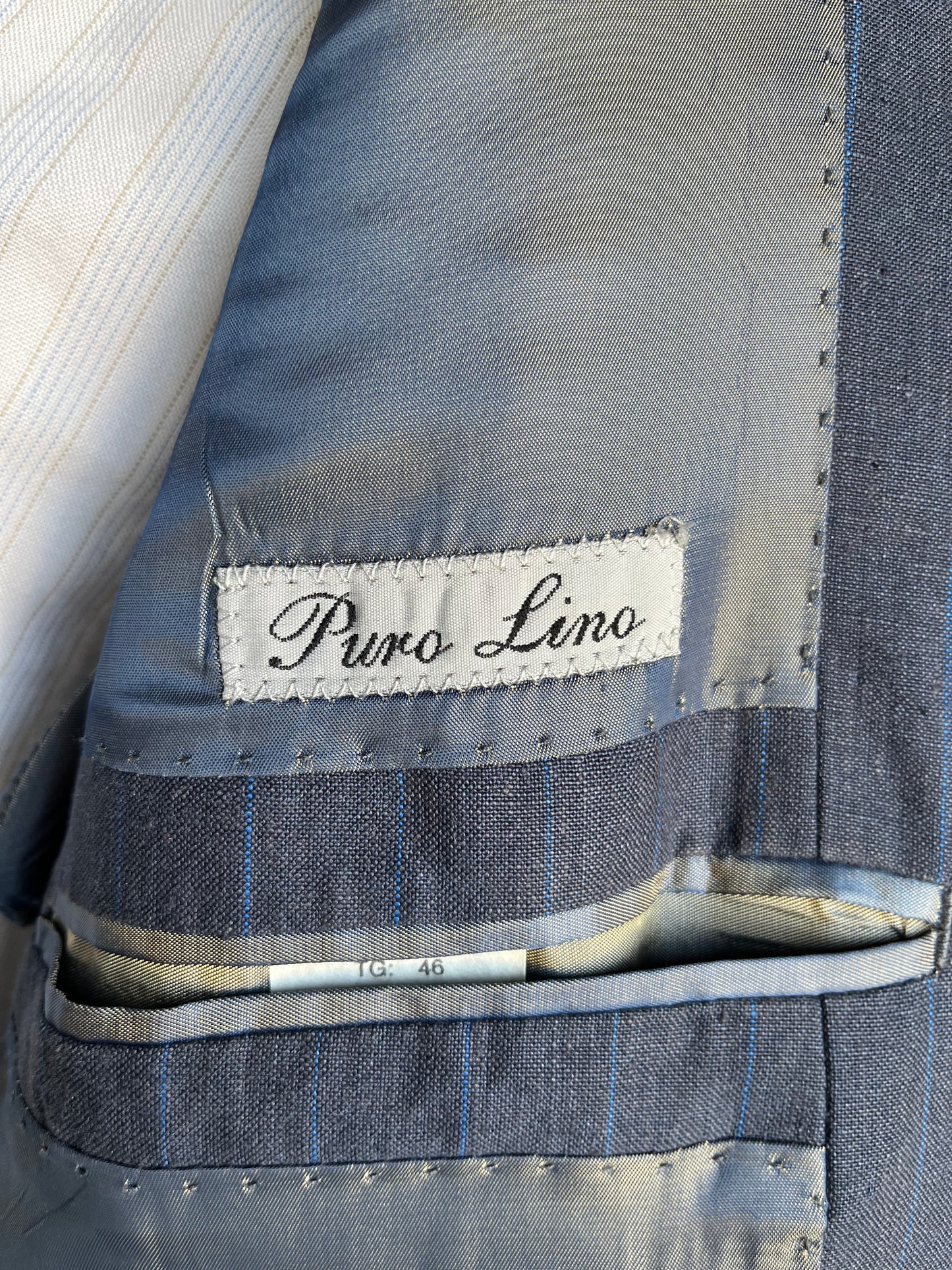 Completo gessato blu puro lino